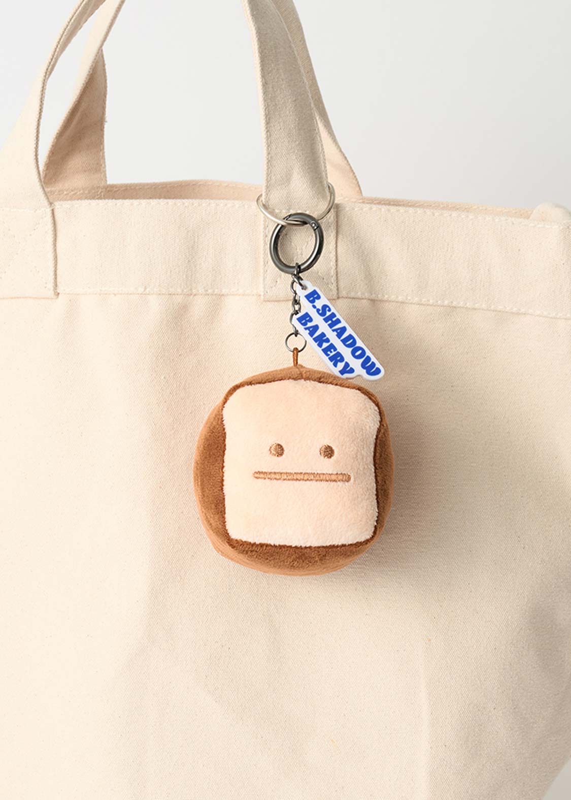 日本預訂📍黑豆人麵包造型公仔吊飾