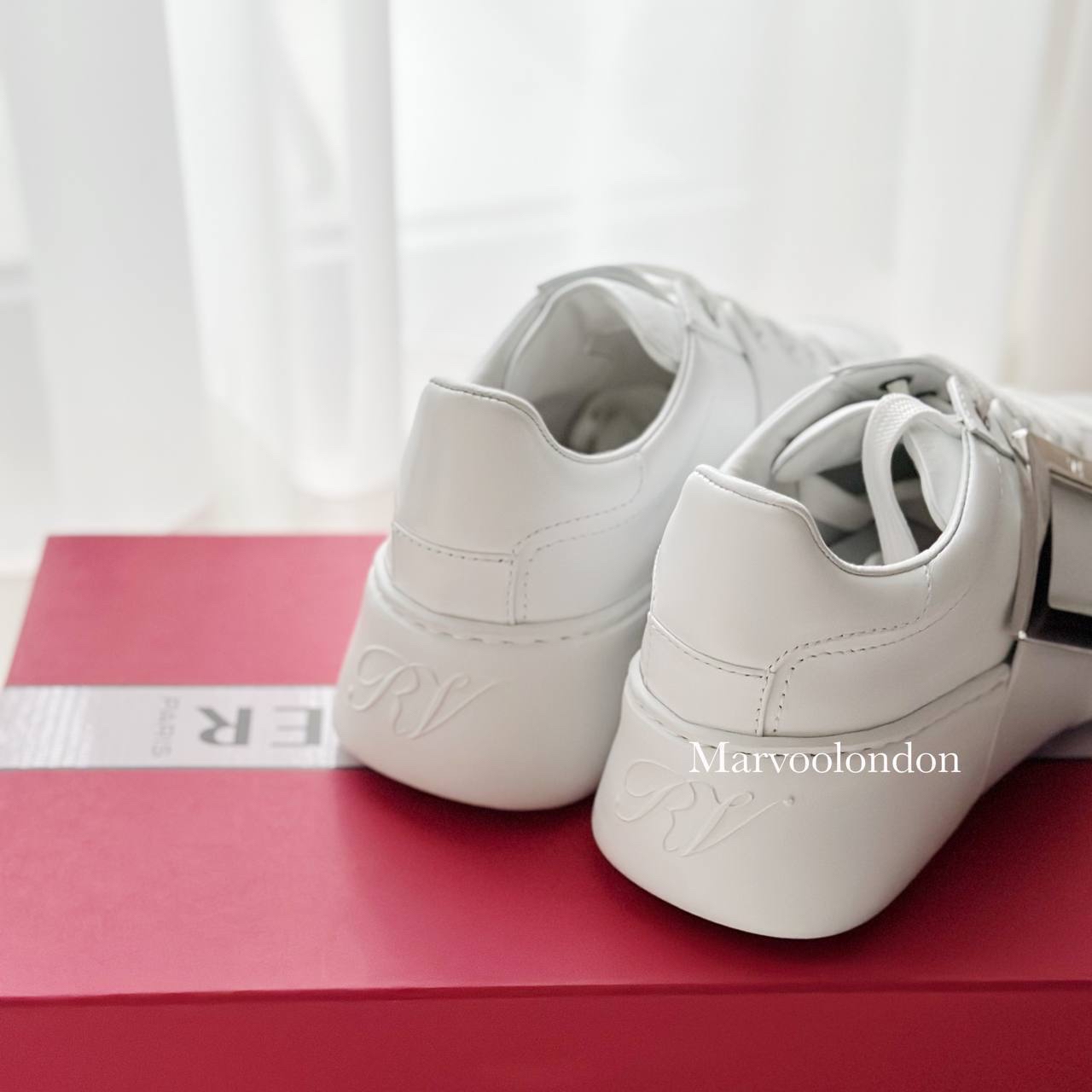 限時優惠💖訂貨📮RV skate sneaker  超好襯的經典銀扣小白鞋  補碼🔖Size 35-39/40/41