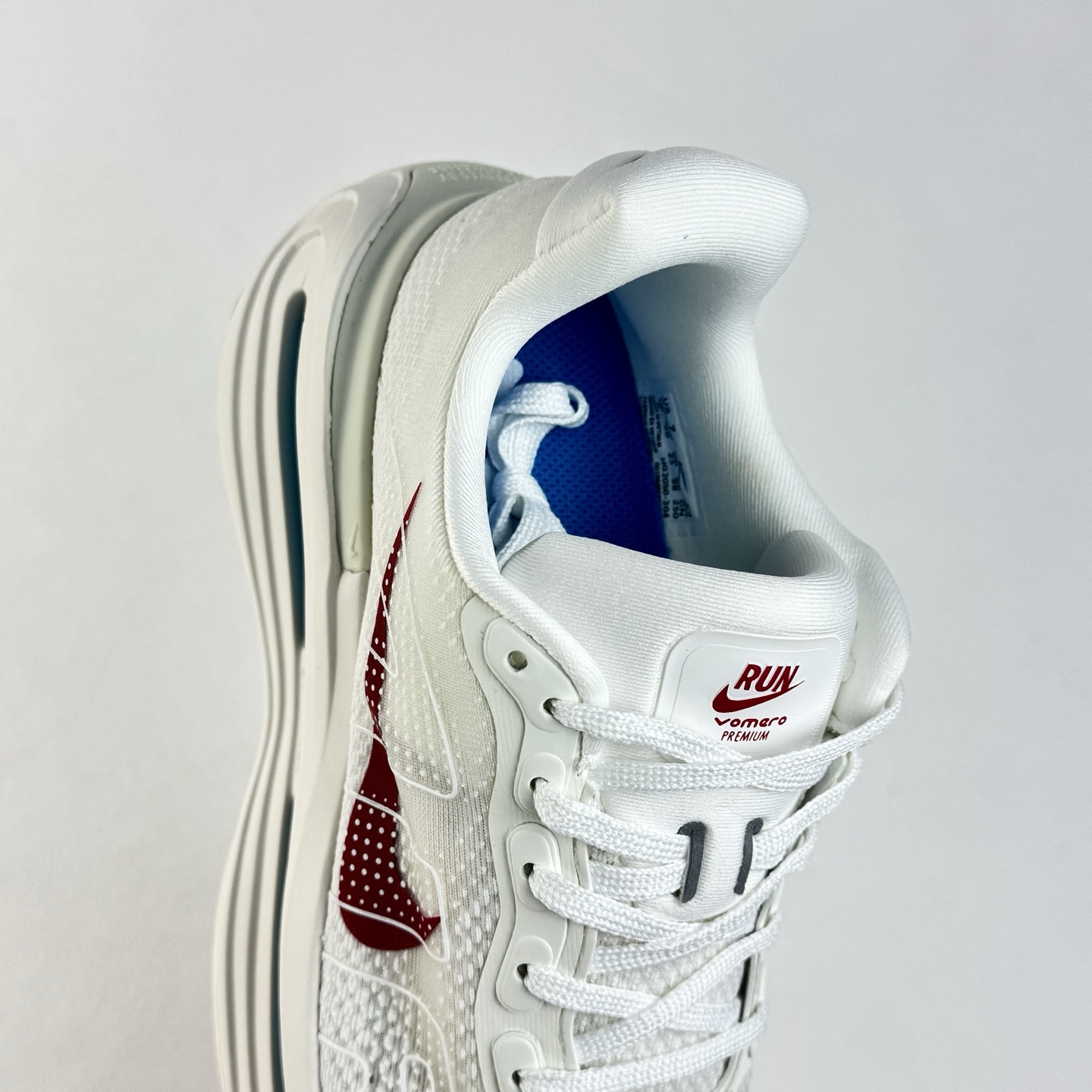 Nike Vomero Premium 