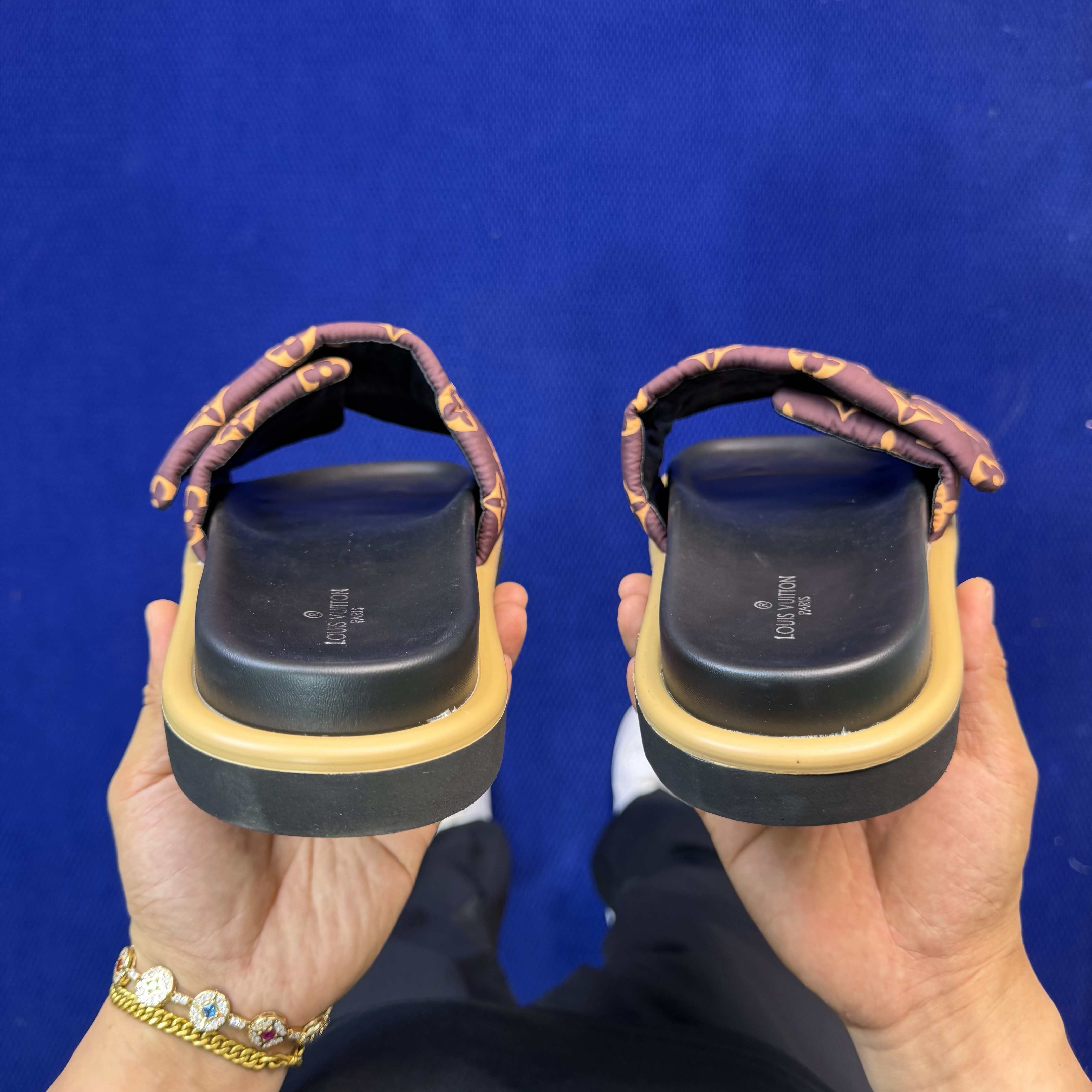 Louis Vuitton LV Pool Pillow Comfort Mule