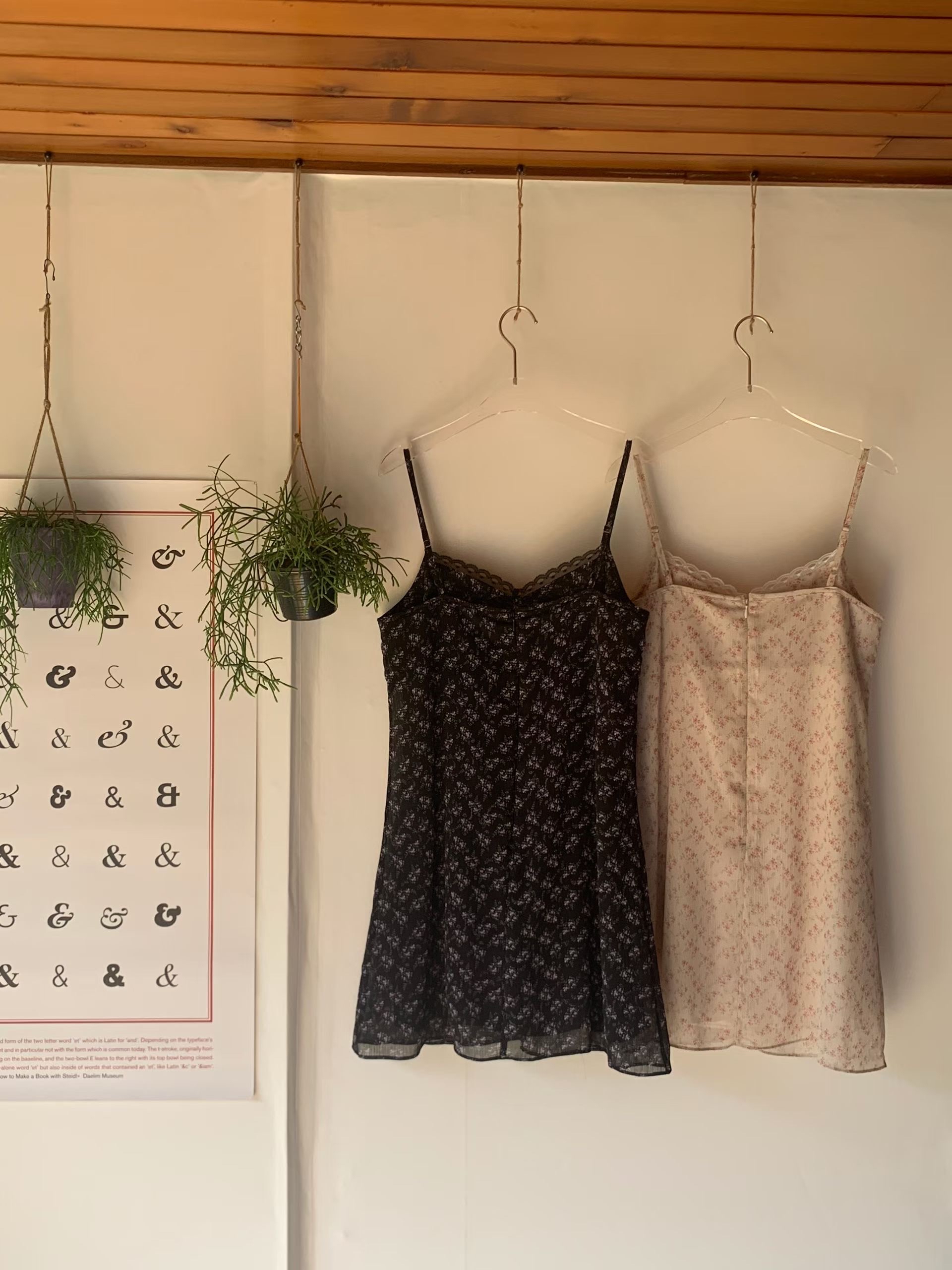 【🌷🖤打卡必選！少女感Lace輕砂碎花裙】Bloosom Day Ops(兩色入)