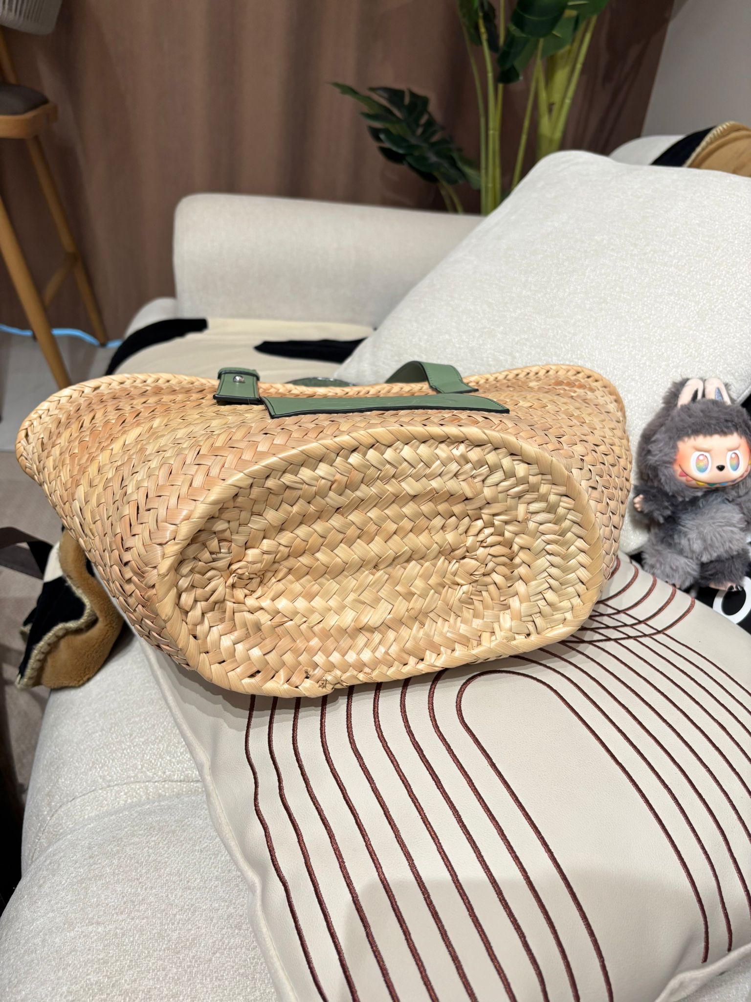 Loewe Raffia Basket Bag 100%Authentic,98%NEW ✅dust bag 