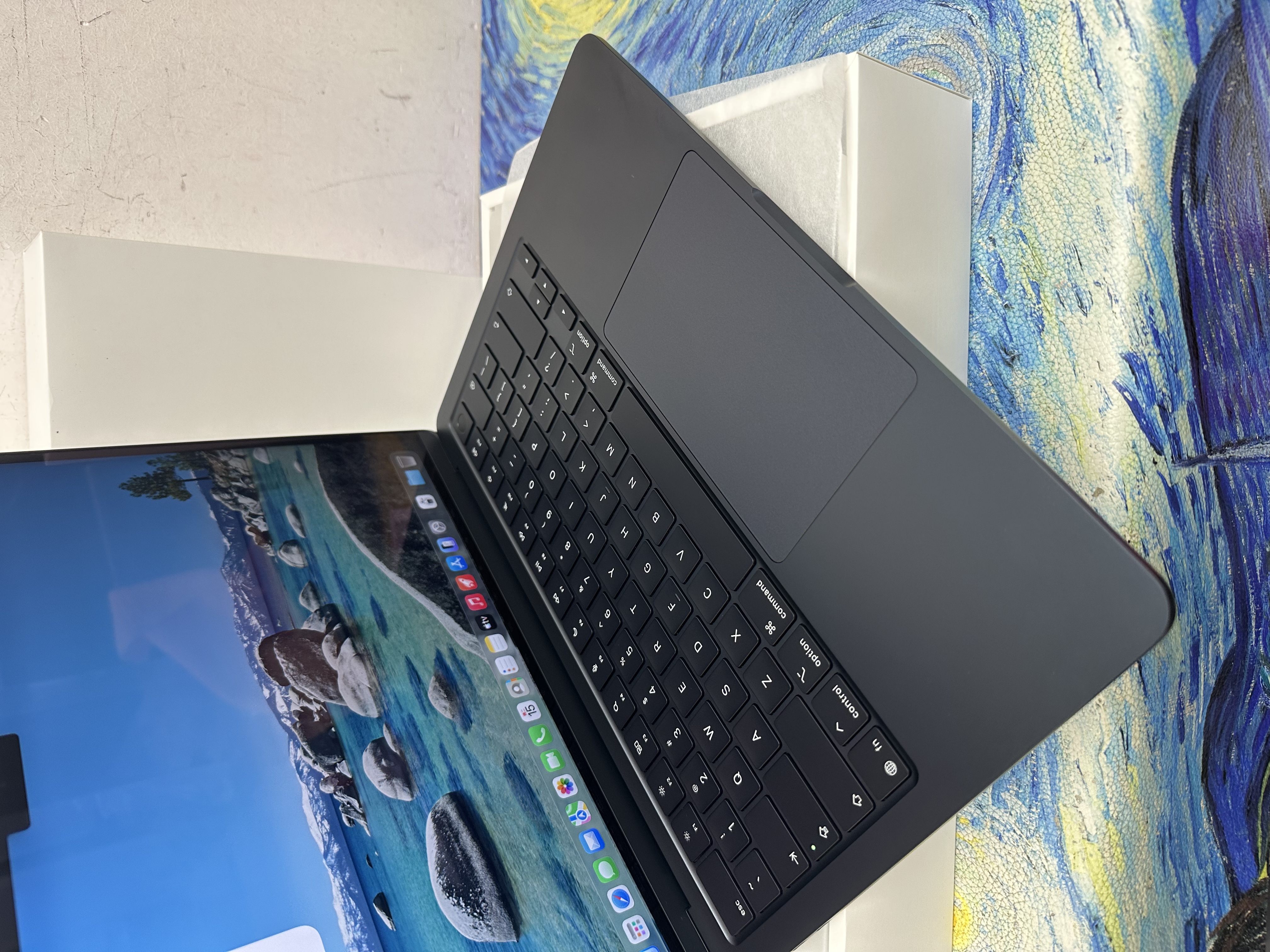 #6153 APPLE  MacBook Air M5 2026 M5 CPU/ 16GB Ram/1TB SSD/10核心GPU/Liquid Retina Mon/13吋/午夜藍色/Gaming Laptop / Notebook / 超強續航能力/ 原廠保養/ 文書機 / 畫圖 / 剪片 / Movie / Netflix / 香港行貨✨/ 全新質素🤩