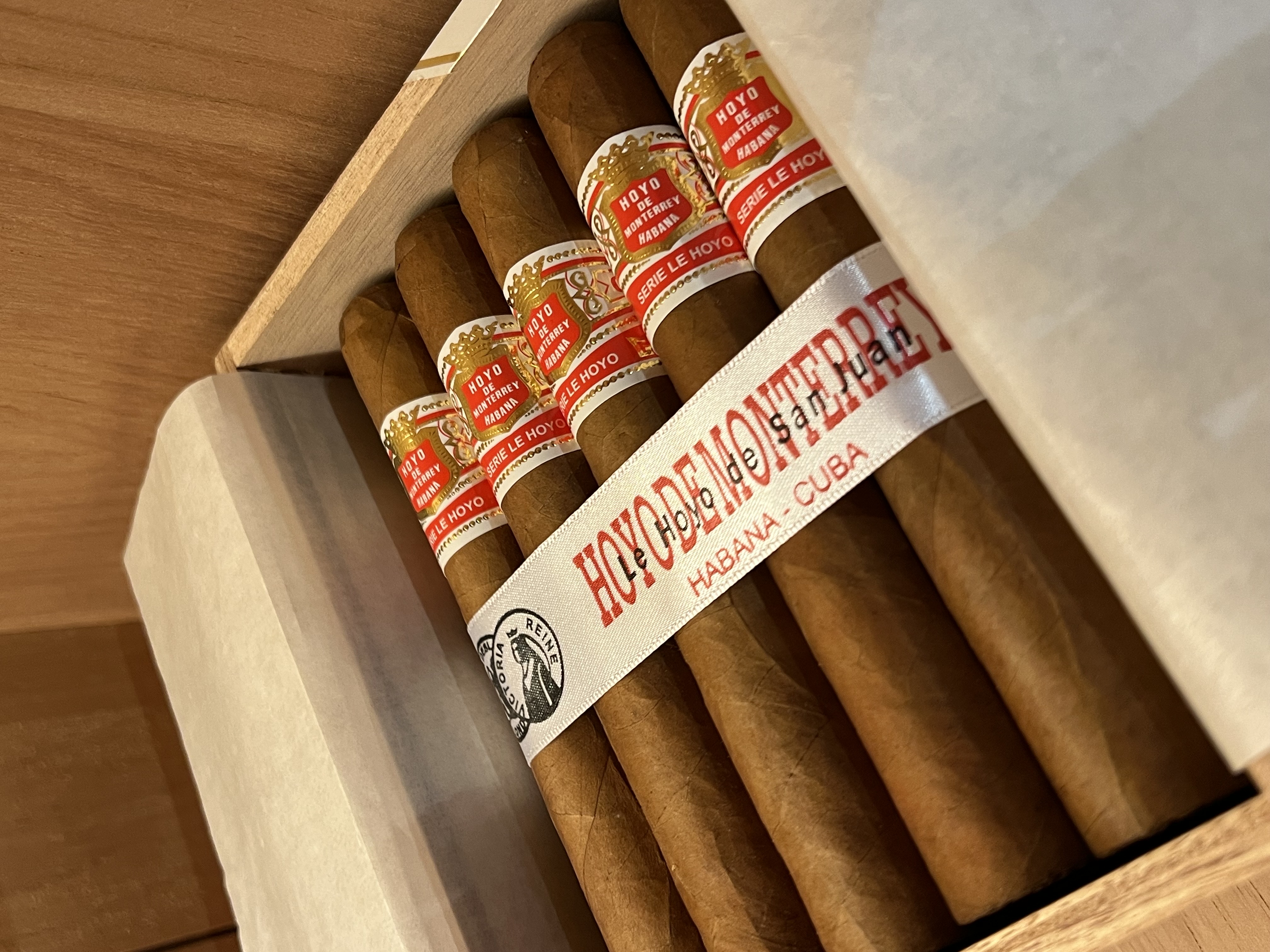 HOYO DE MONTERREY好友蒙特雷聖胡安 （25支）