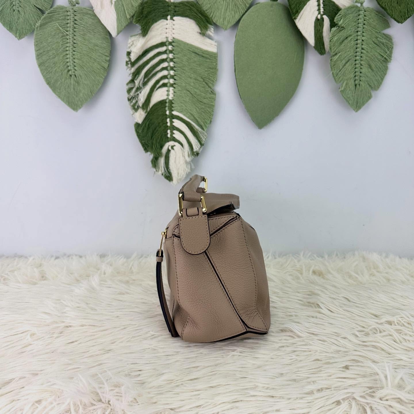 LOEWE🤍PRE OWNED Small Puzzle 沙色 手提單肩斜肩包🤎