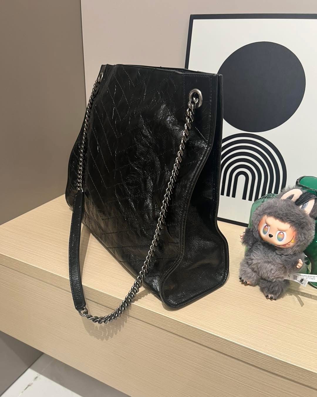 Ysl Niki shopping tote calfskin 100%Authentic, 98%new ✅ certificate ✅dust bag 