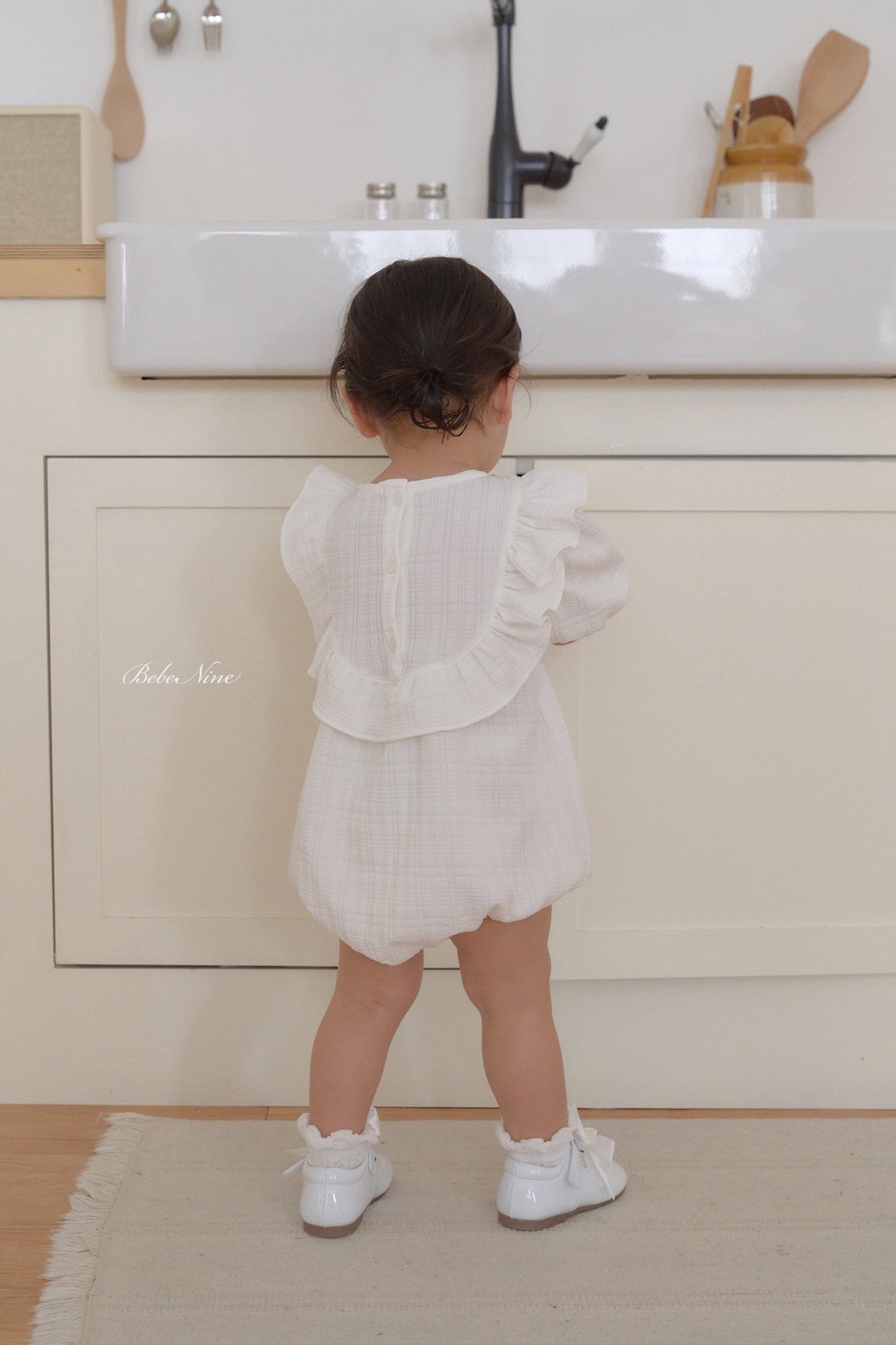 ☀️預訂 韓國直送☀️🇰🇷Bebenine兩色大荷葉邊短袖包屁衣