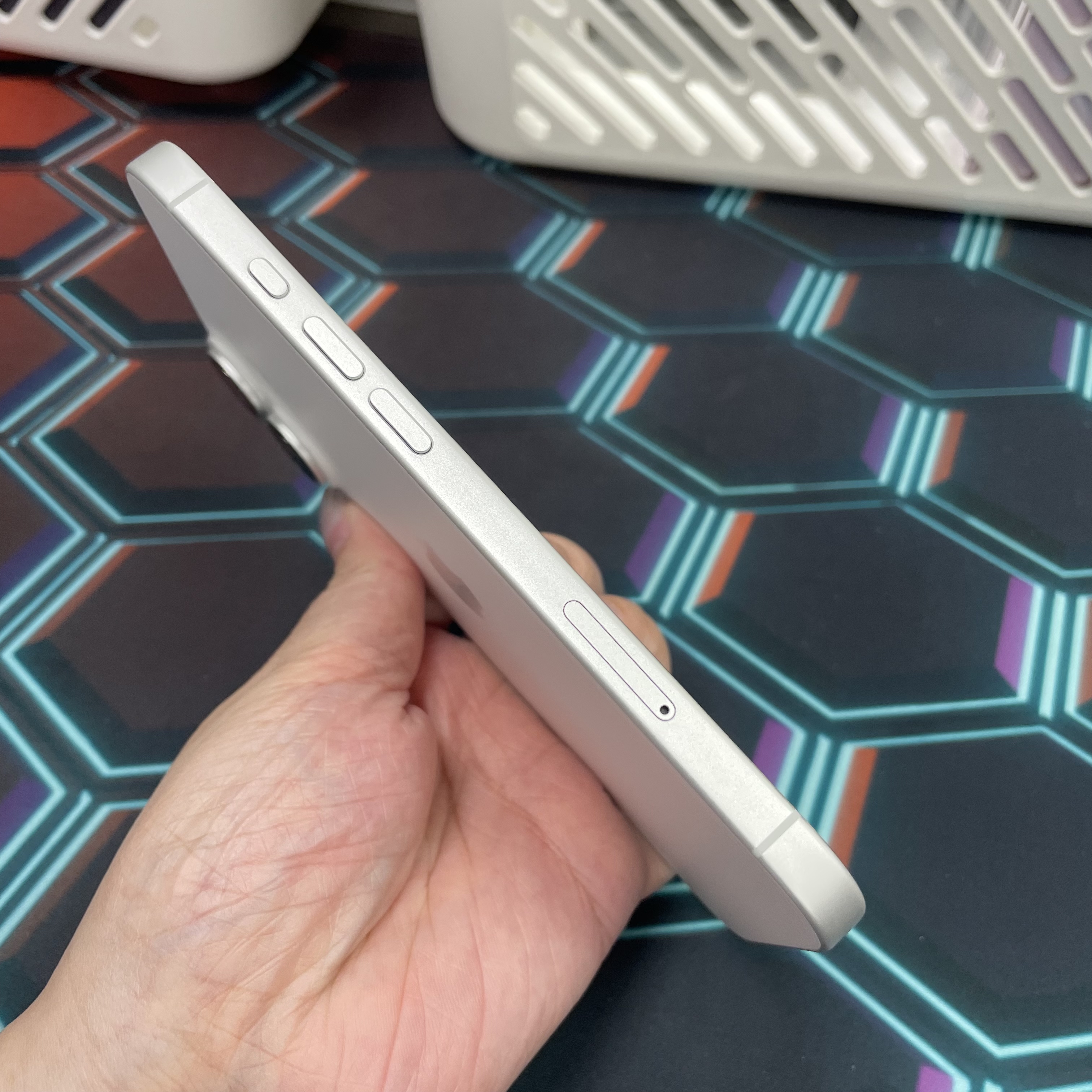 *7270 17 完美機 256GB 電100 白色 white