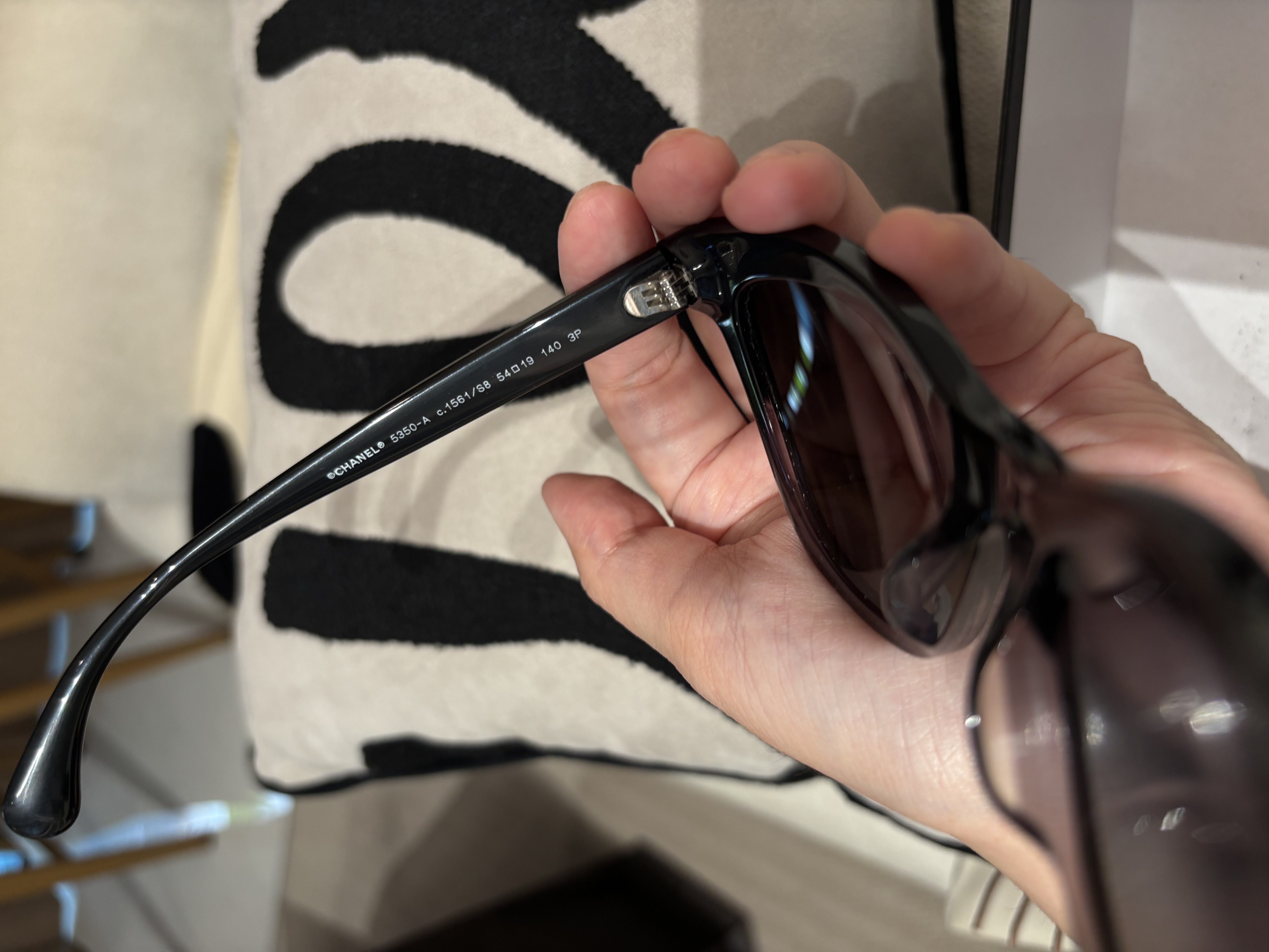 Chanel CC Logo Sunglasses 5350 太陽眼鏡100%Authentic, 98%New ✅Box