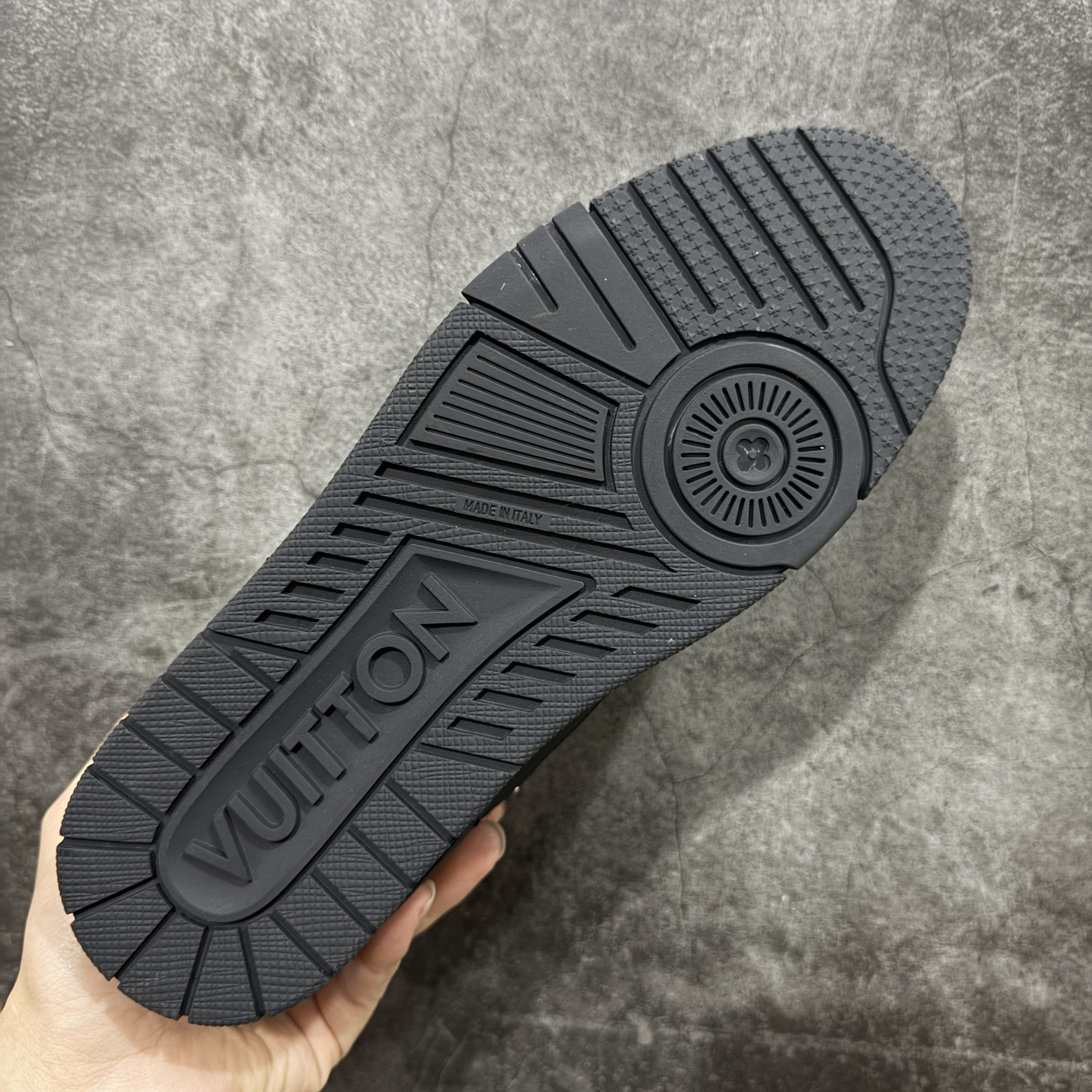 Louis Vuitton LV Trainer