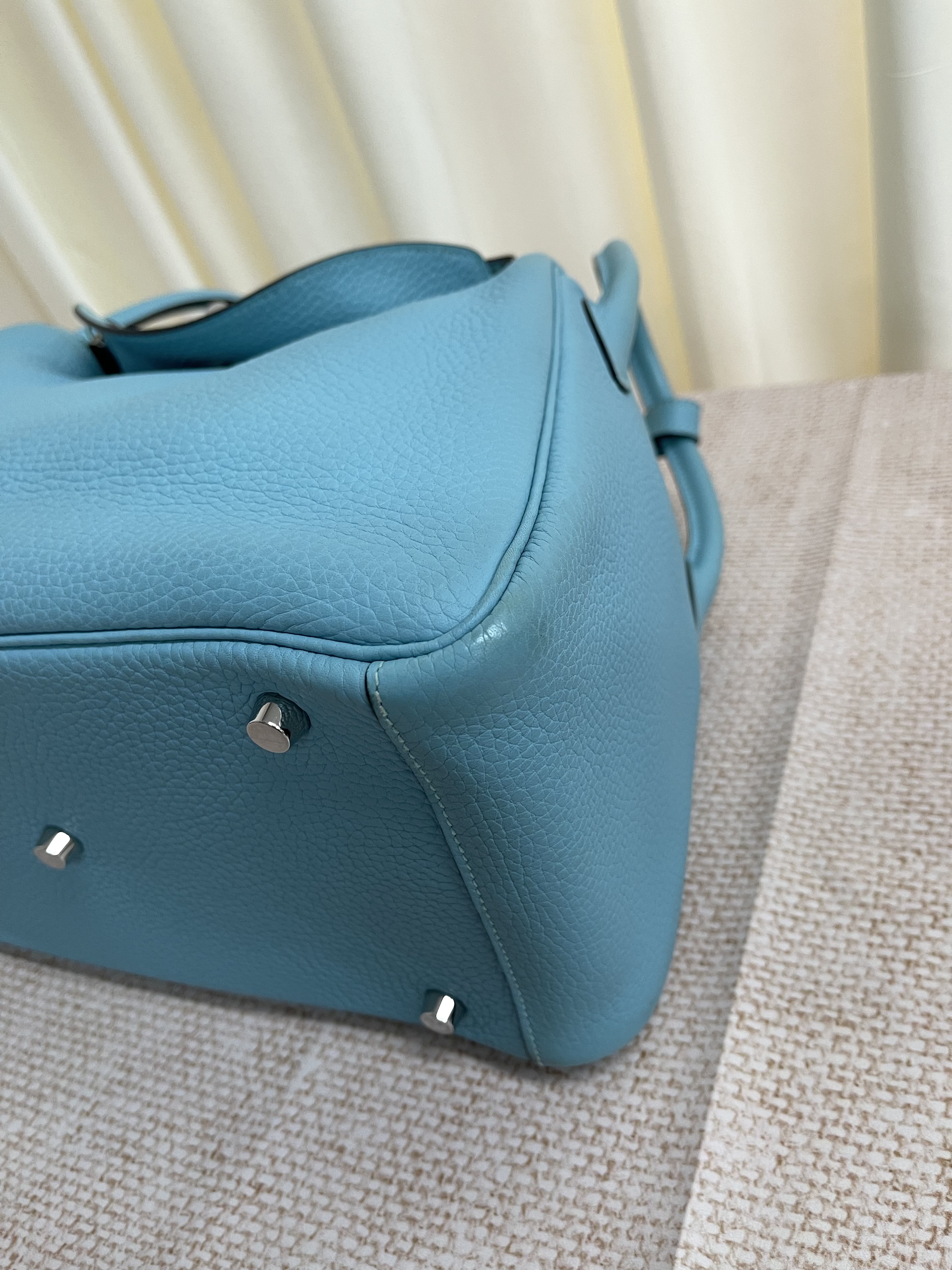 Pre-owned Hermes Lindy 30/ /Stamp T/ Product Code: 26020303