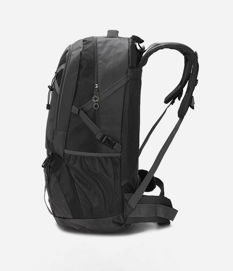 60 L Trekking Backpack / Hiking Backpack