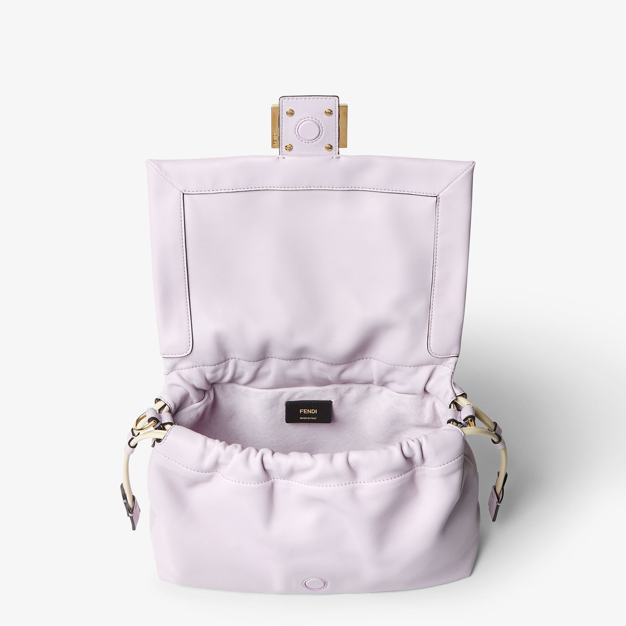 精選貨品優惠🍒訂貨📮Fendi Mamma Baguette Medium  Size 26.5x18x8.5cm