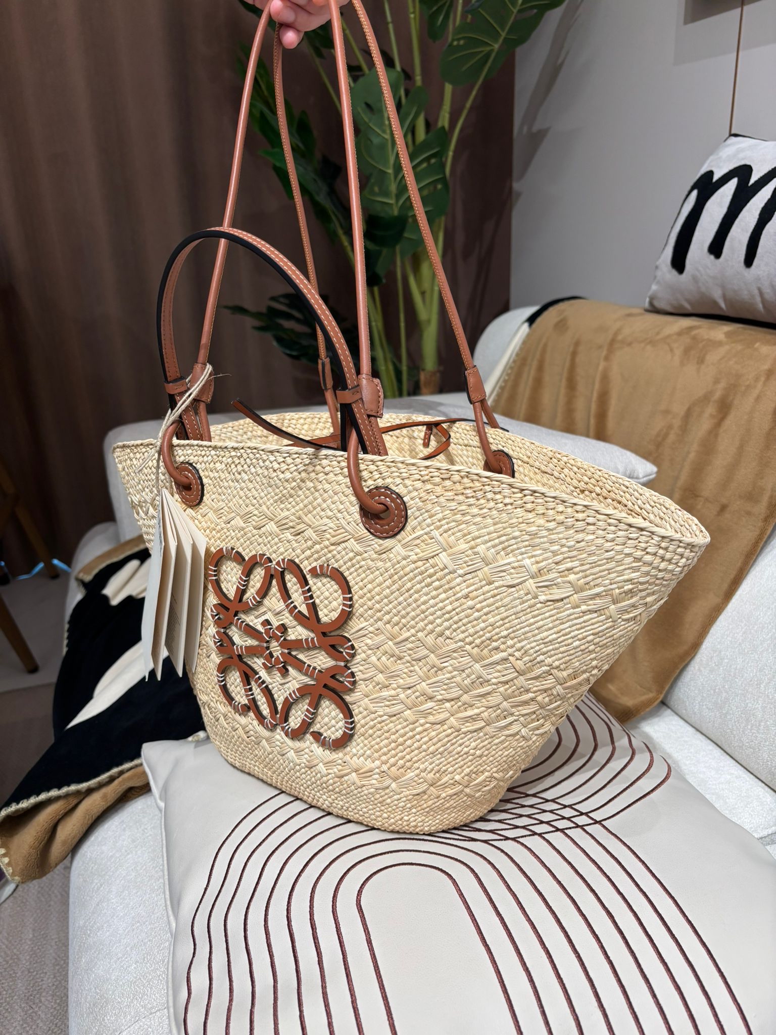 Loewe Paula's Ibiza Anagram basket bag 100%Authentic, 99%New✅Dust bag✅Tag