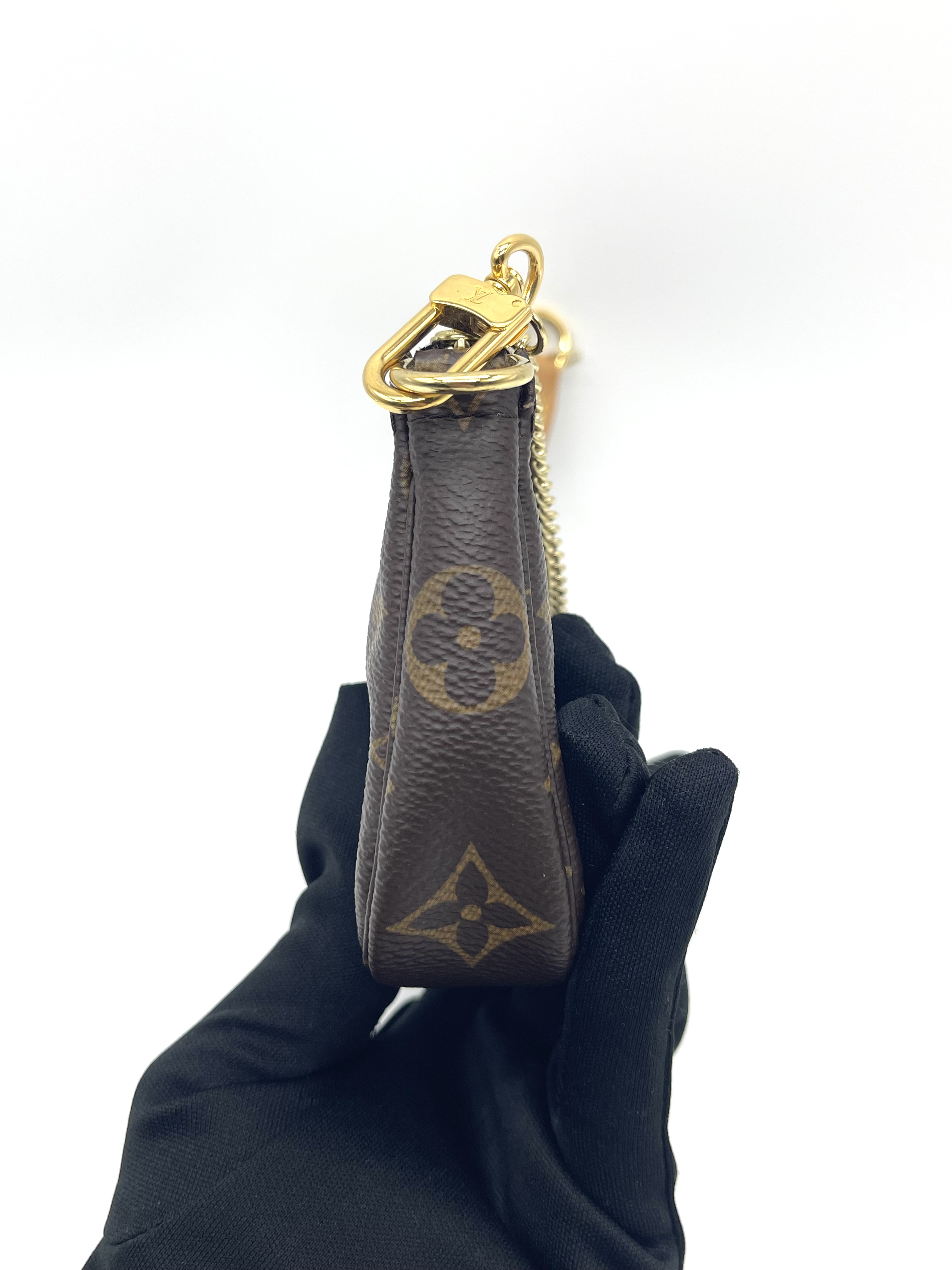 Pre-owned Louis Vuitton Monogram Pochette / Product Code: 26031661