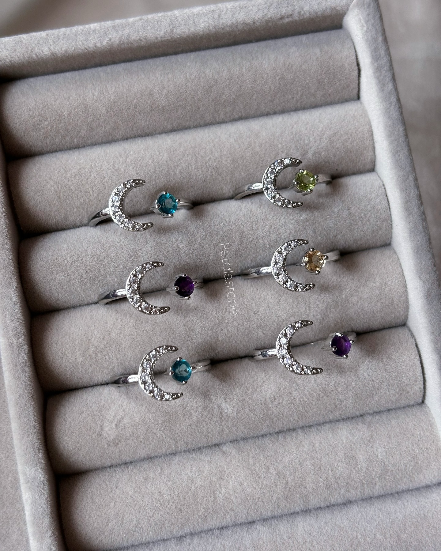 ⋆⁺₊⋆ ☾ 𝐬𝐭𝐚𝐫 & 𝐦𝐨𝐨𝐧 𝐫𝐢𝐧𝐠𝐬