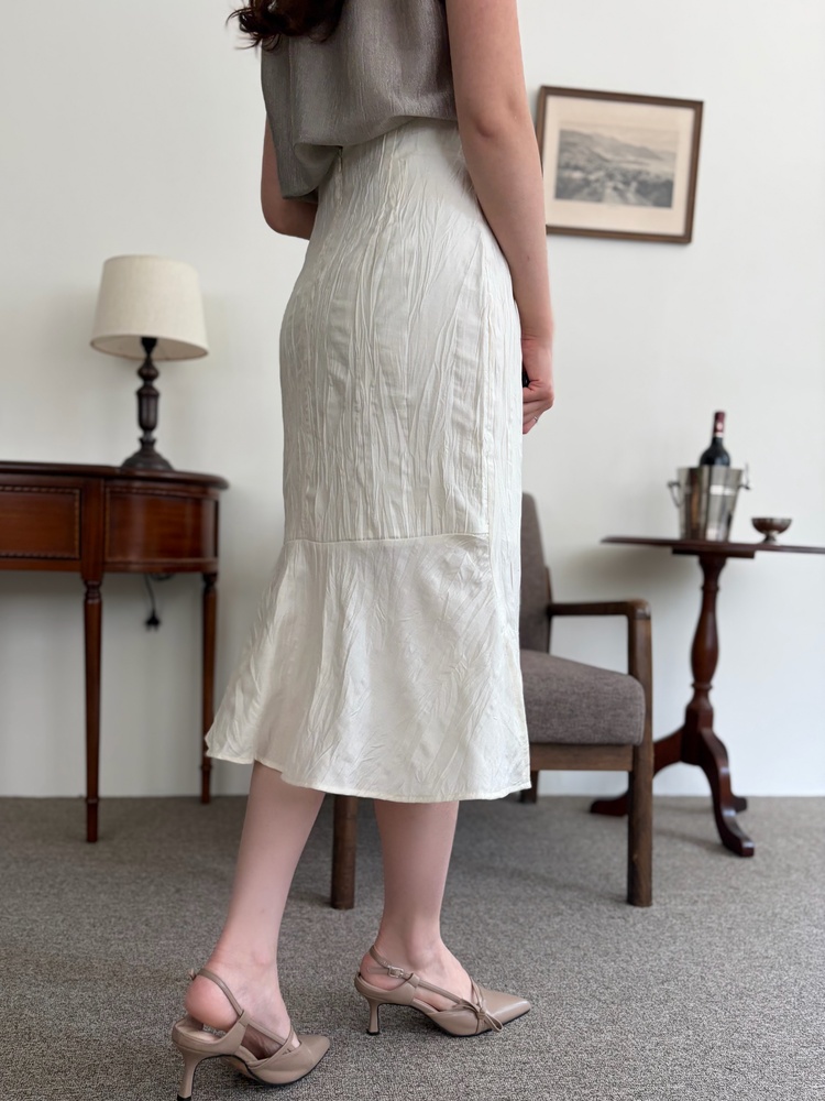 Crinkle Mermaid Skirt (Ivory)