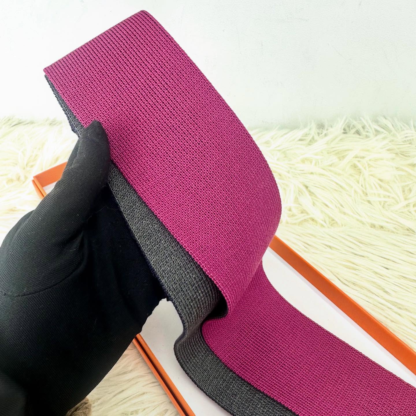 HERMES 🤍PRE OWNED Maille de Soie 4 Temps 四色領呔 全套有盒🧡