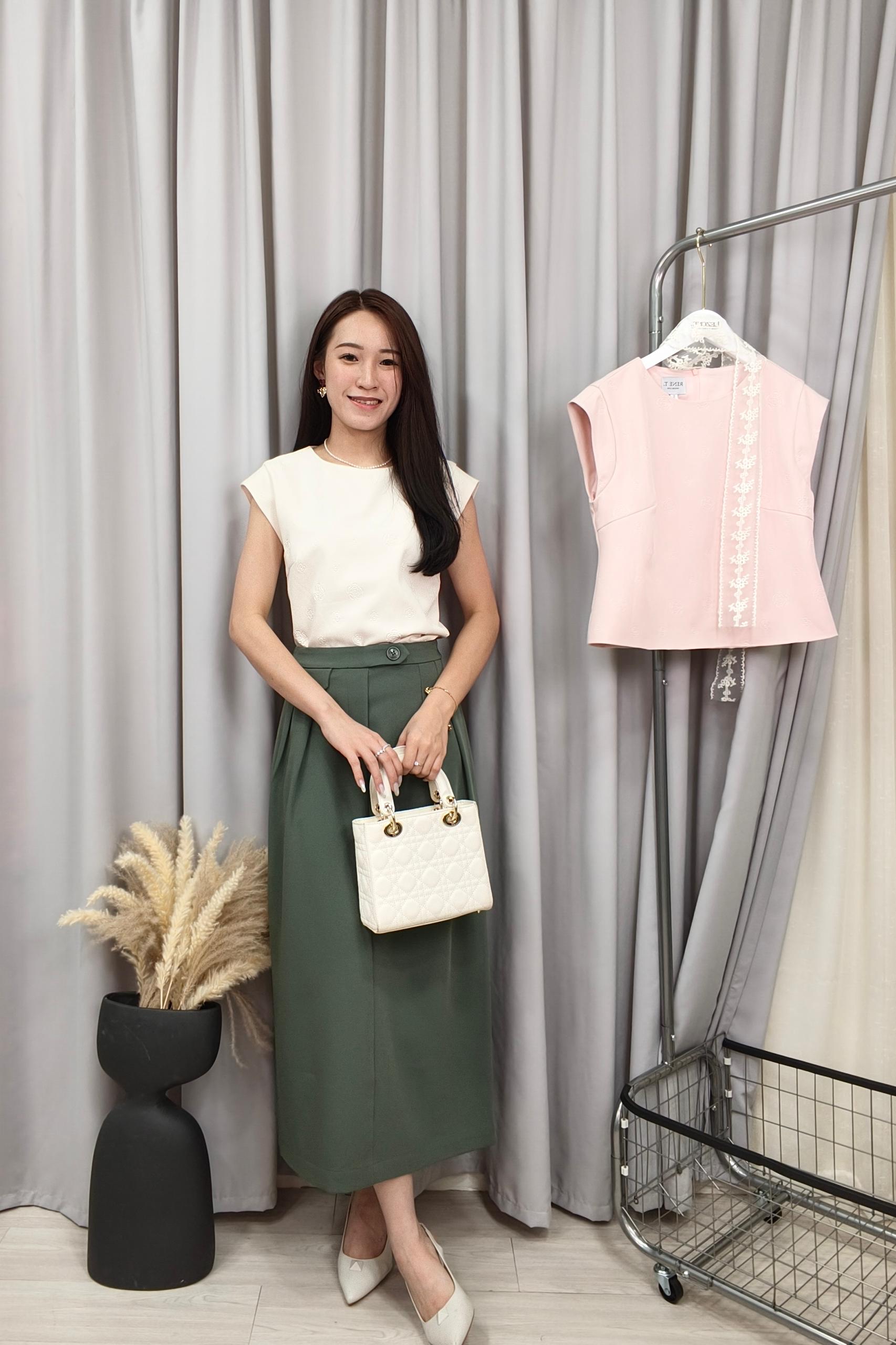 CS1388 Classic Tailored Midi Skirt 