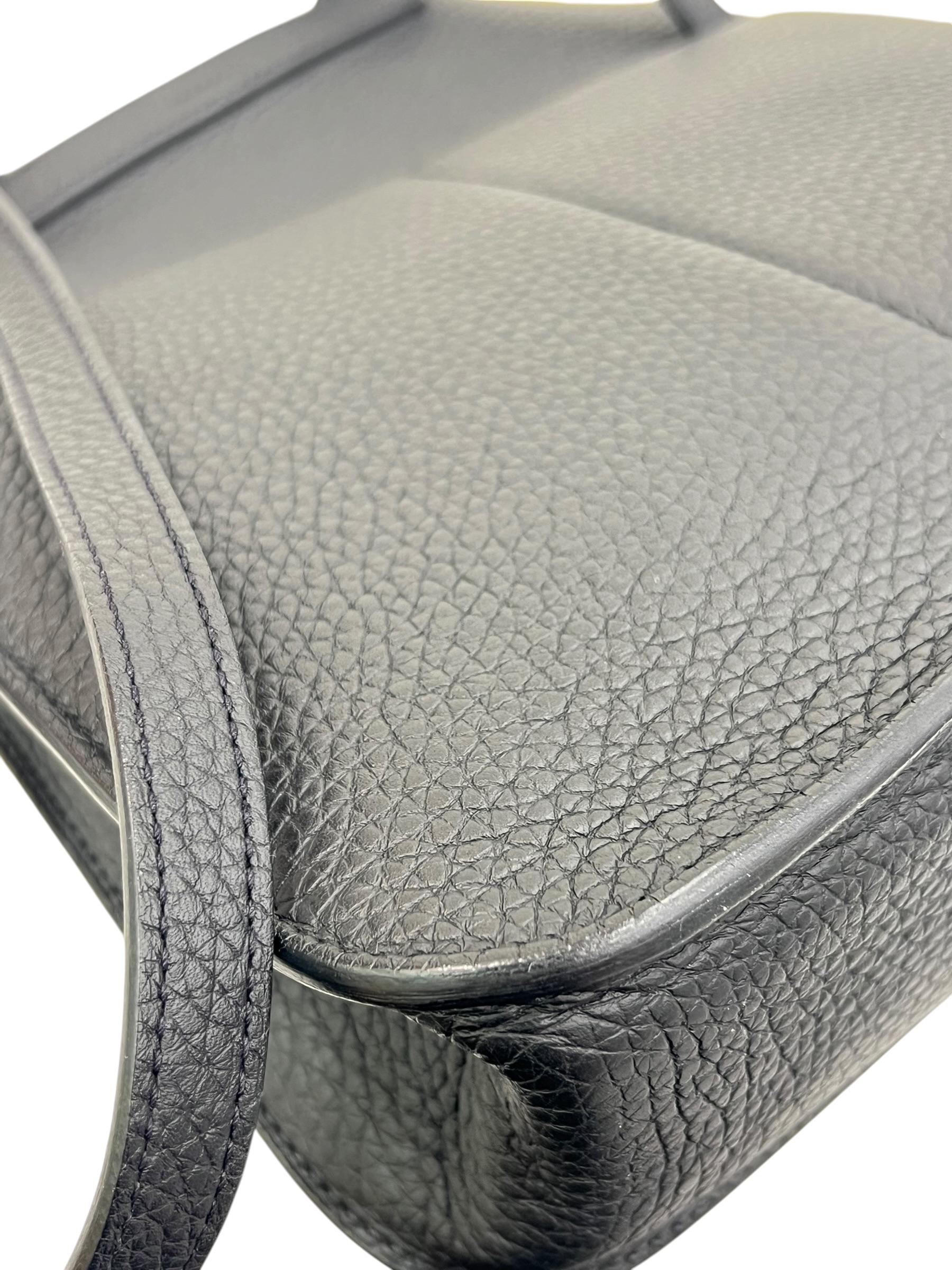 Pre-Owned HERMÉS Halzan 25 Stamp K / Product Code: 061509
