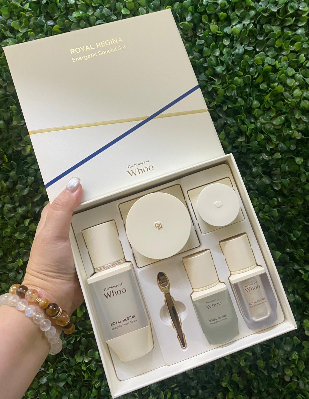 WHOO後 鳶尾花萃韻賦能修護套盒 ·  ✅ 現貨 ✅ ‼️ 售完即止‼️
