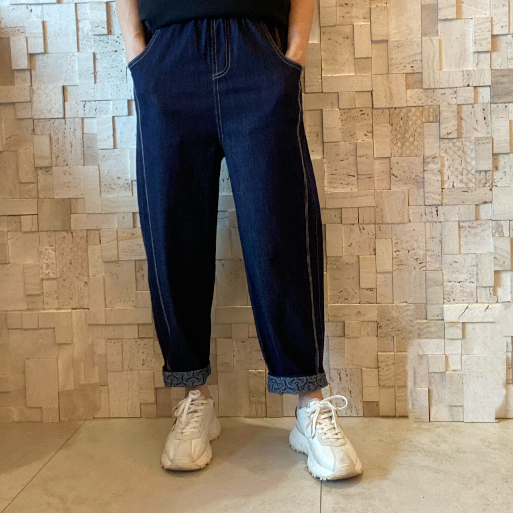 B00563 明線牛仔蘿白褲