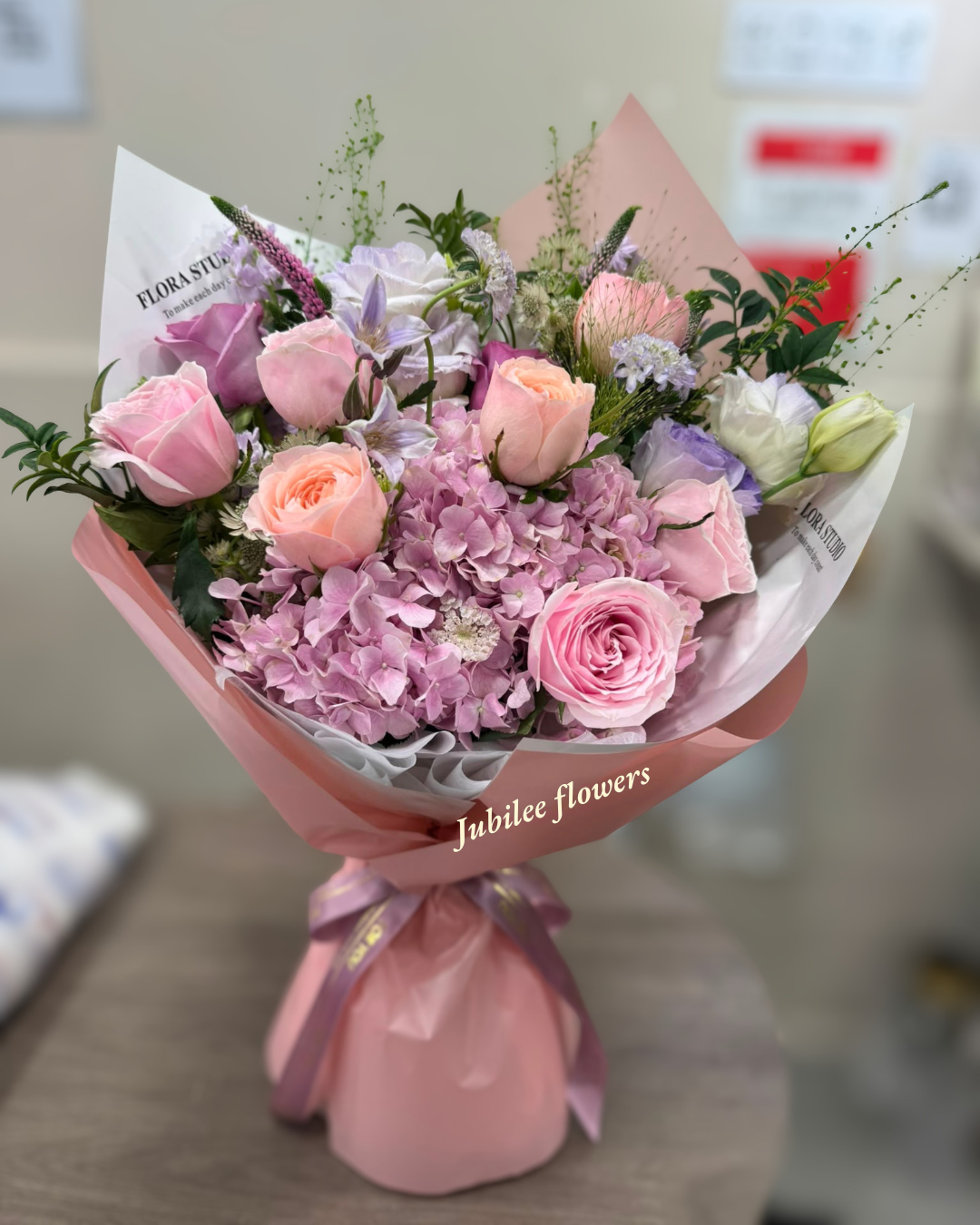 粉繡球 · 玫瑰混搭花束