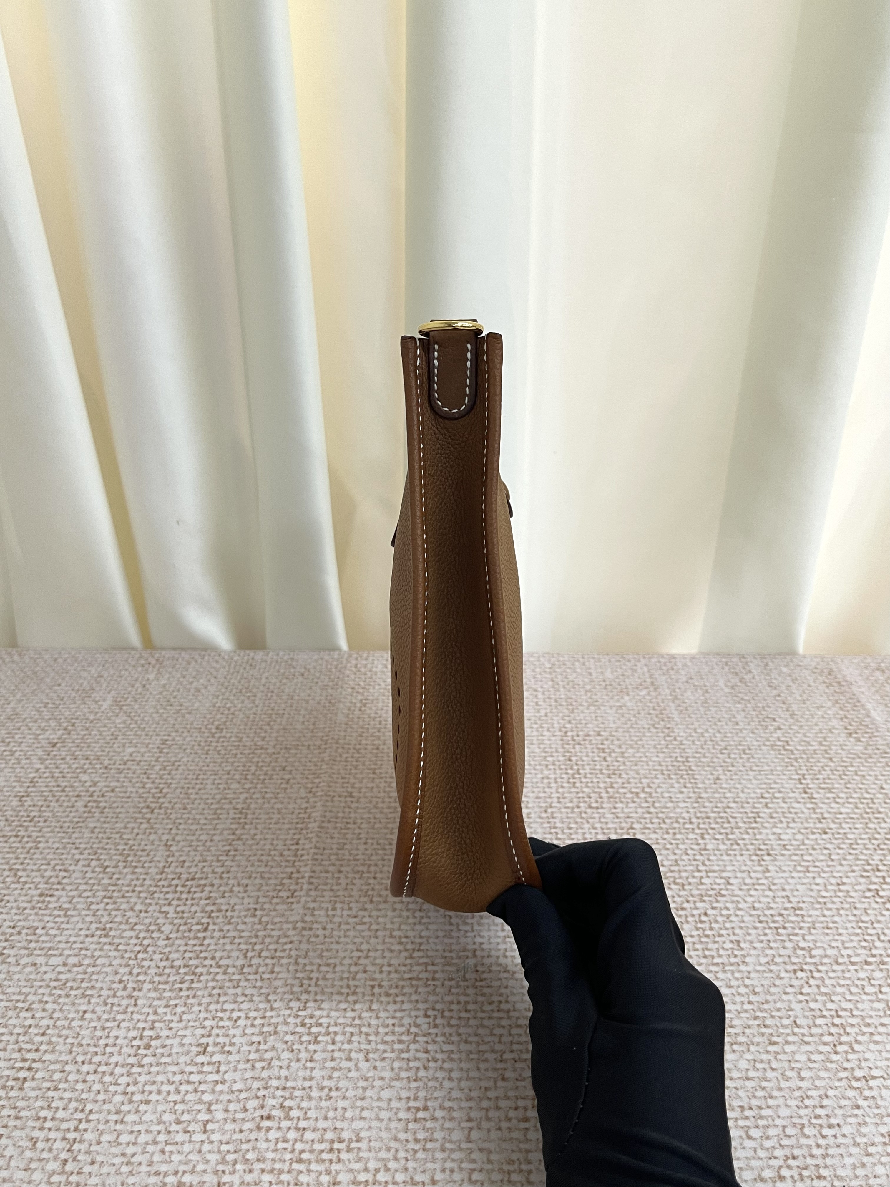 Pre-owned Hermes Mini E / Stamp W/ Product Code: 26031302