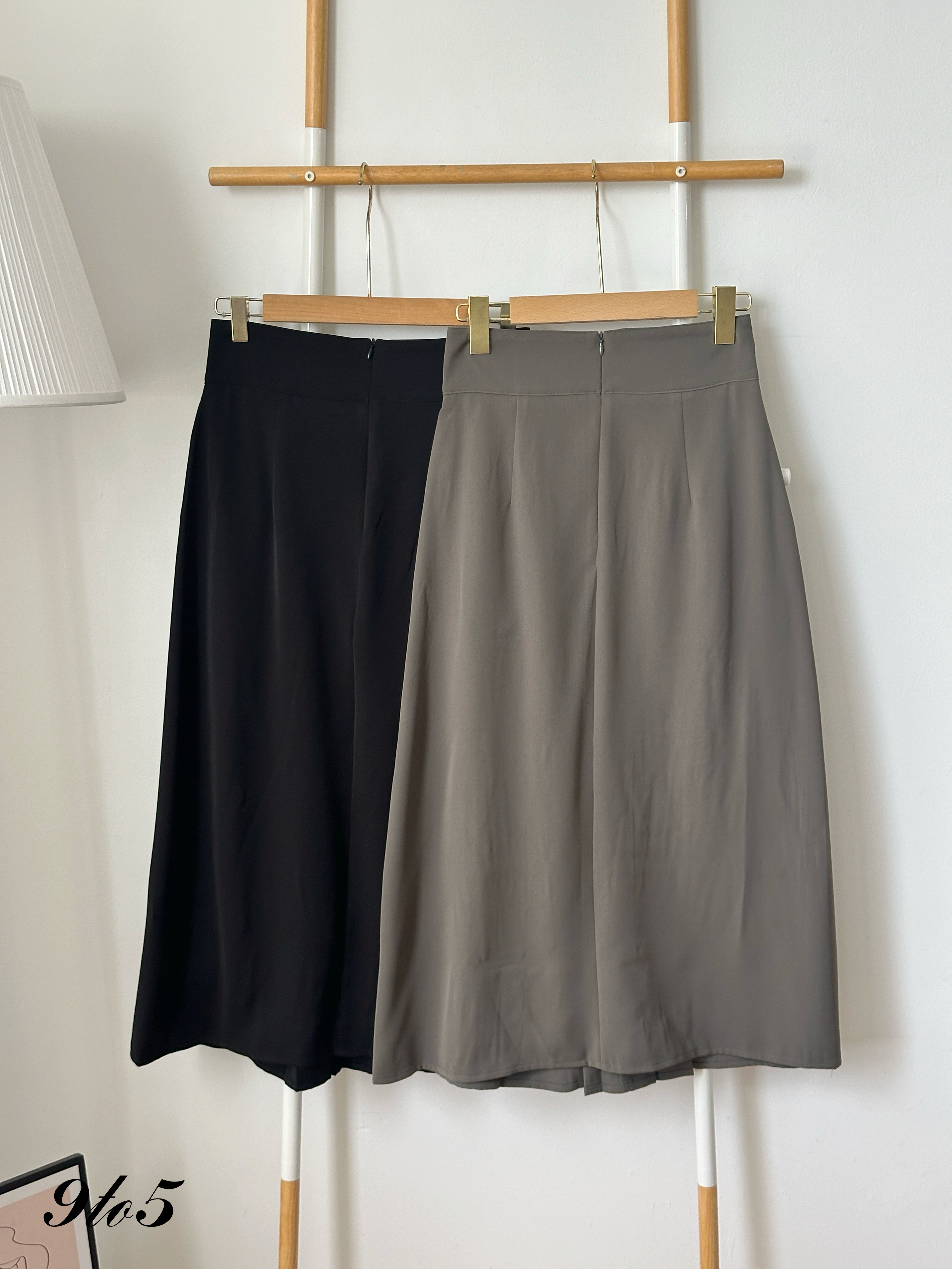 S1982 High Waisted Long Skirt - Black & Grey
