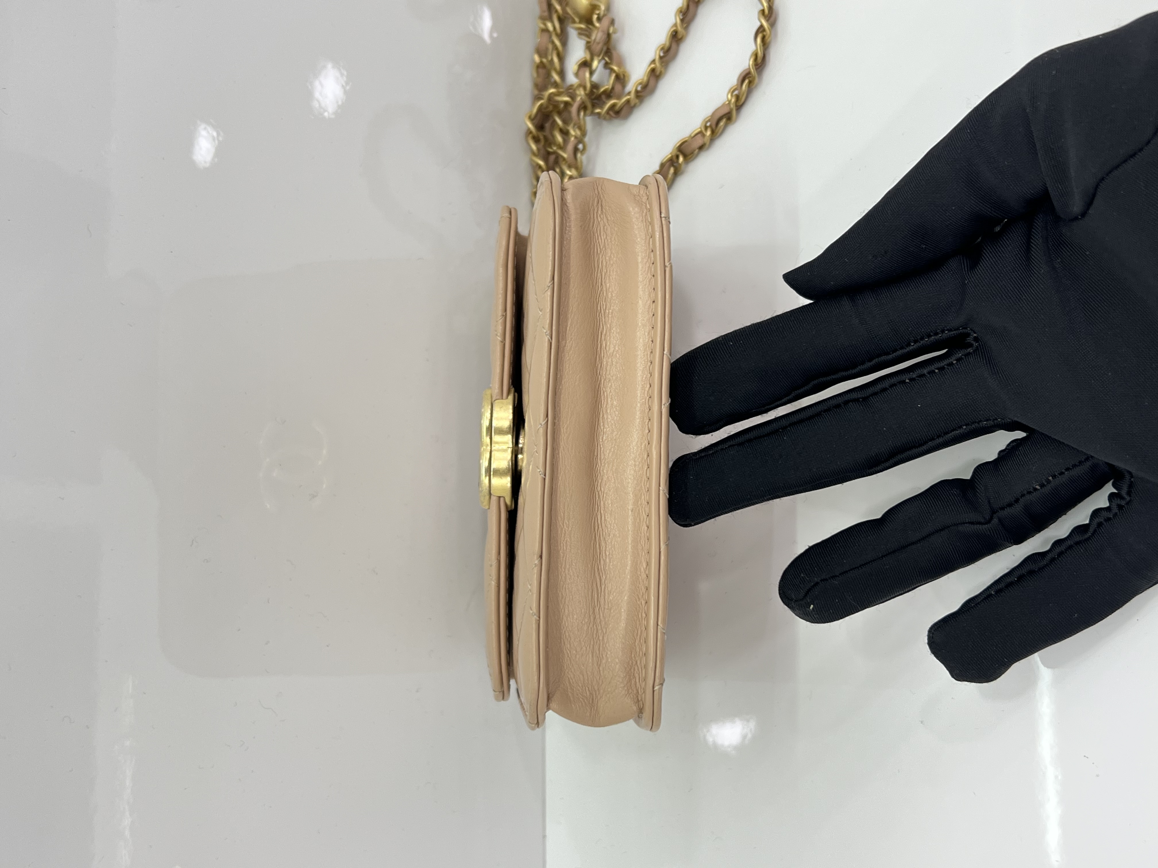 直播貨品 |  [1個-$100 2個-$300］EE107