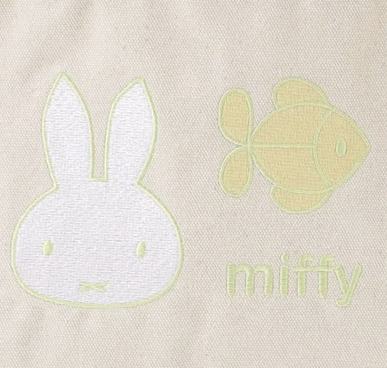 🐰💚 開心果及薰衣草系列 💜 "刺繡手提袋 "( 📦 大約4月底 ～5月底到貨, 若遇到缺貨或其它因素貨期會延遲 ）