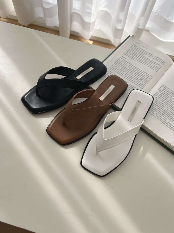 The Essential Sandals (3 colors)