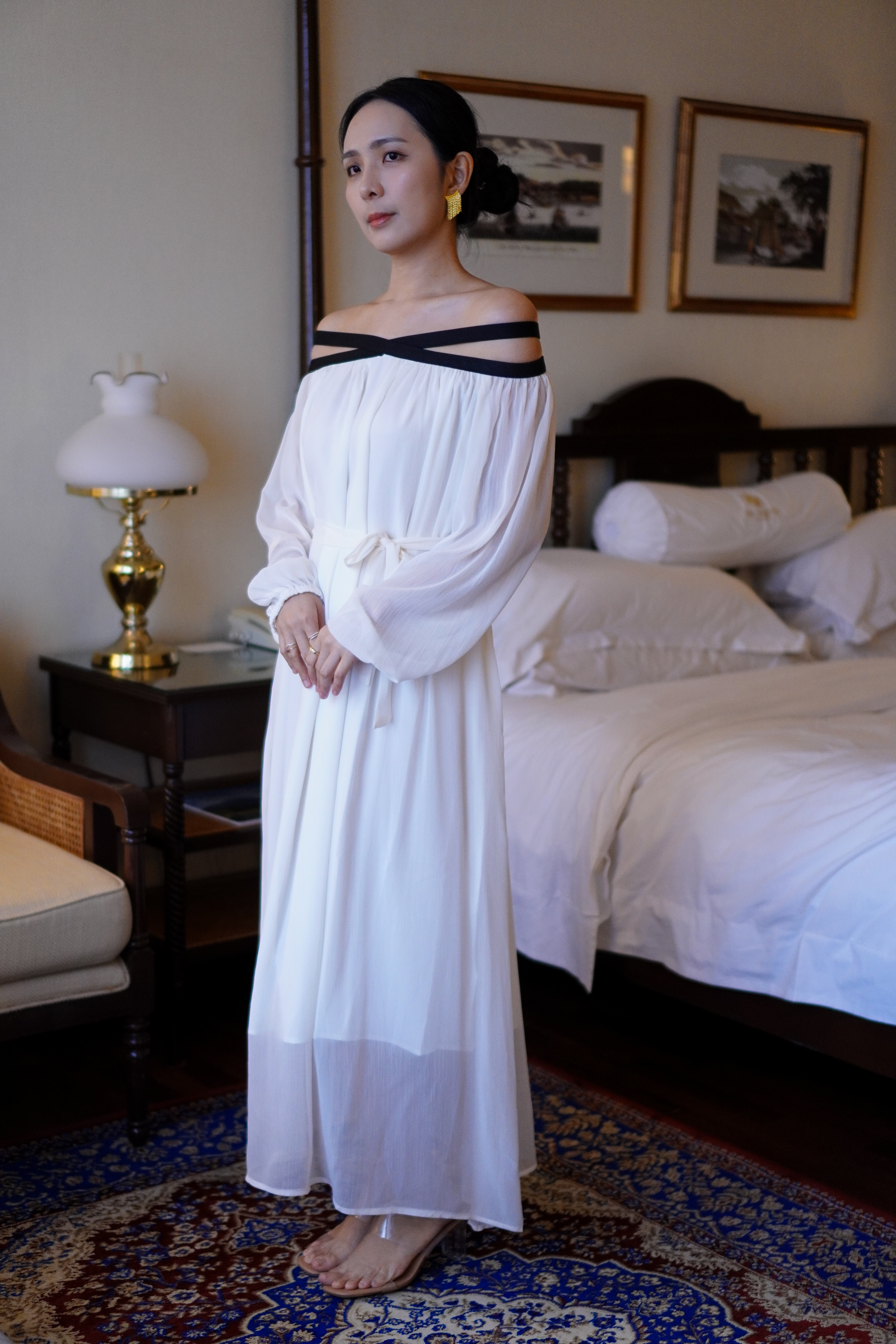 交叉一字肩飘纱连衣裙 Cross Strap Off-shoulder Flowy Dress
