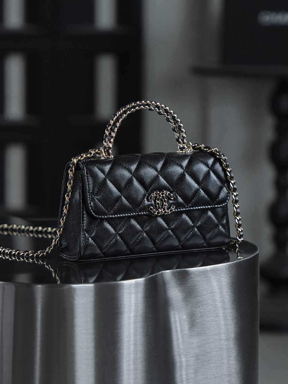 25S迷你Kelly橫款 鑒定版👜 一包一碼 支持全球鑒定查驗身份證原廠專G impala三隻羊皮料過關清單資料可査詢 精緻女孩的夢中情包，Kelly作為晚宴包代表角色之一，再度回歸的Kelly 25s精緻度滿分！ 美到犯規，自帶C比特光環，搭配經典Kelly包型，現代奢華質感和永恒經典的碰撞！ 五金：真空電鍍12K 皮料：impala三隻羊小球紋 尺寸：10*18*4.5cm