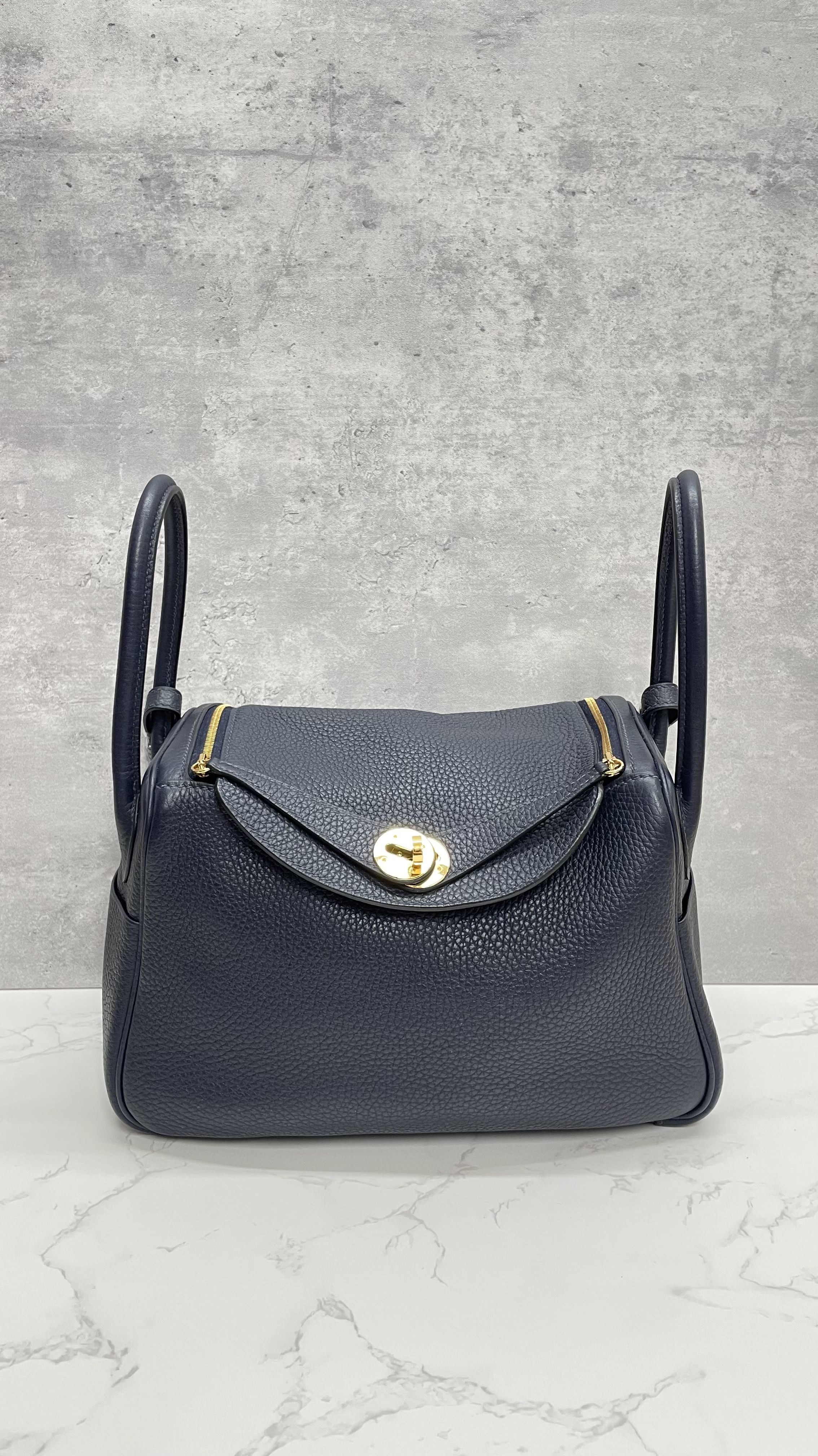 Pre-owned Hermes Lindy dark blue