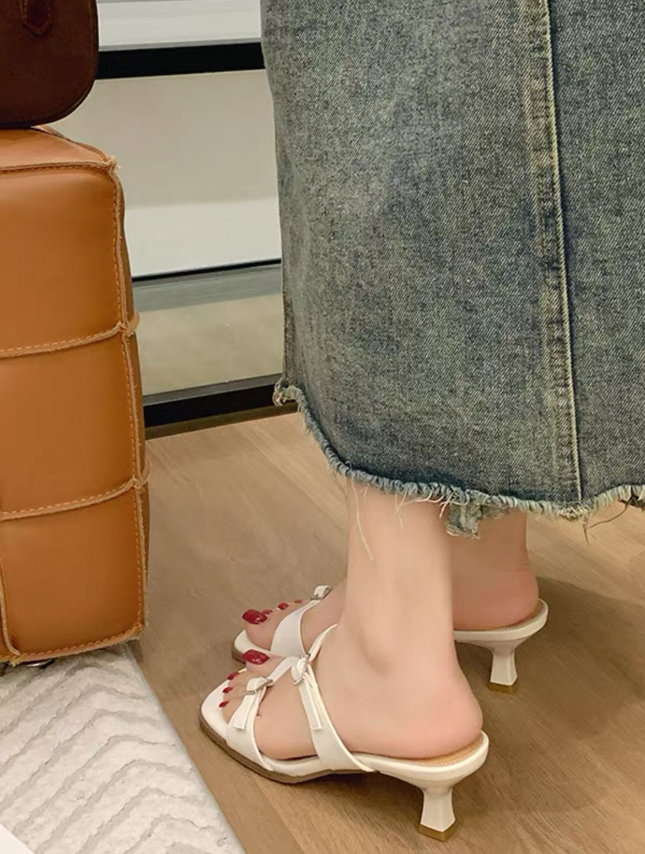 TW55 精美双带跟鞋