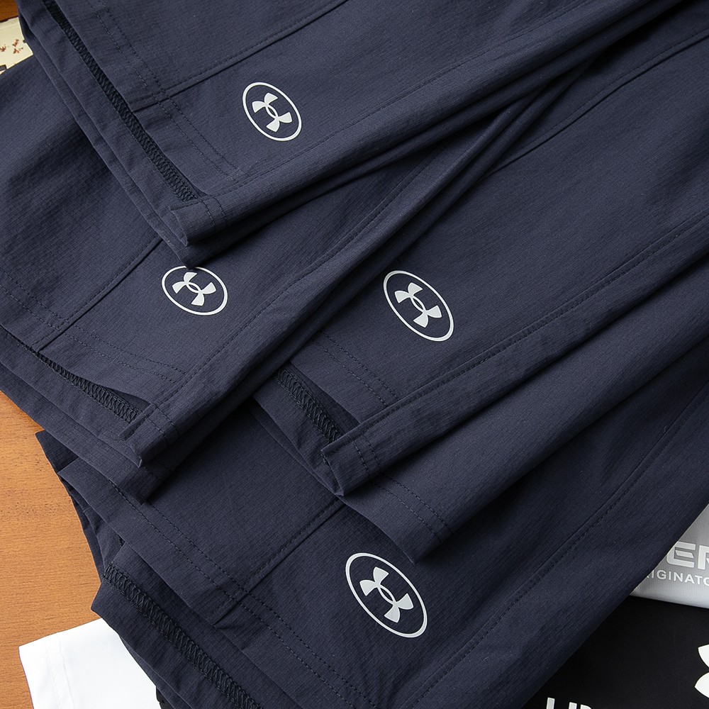 $158套。UA中大童戶外速干運動套裝 🌟