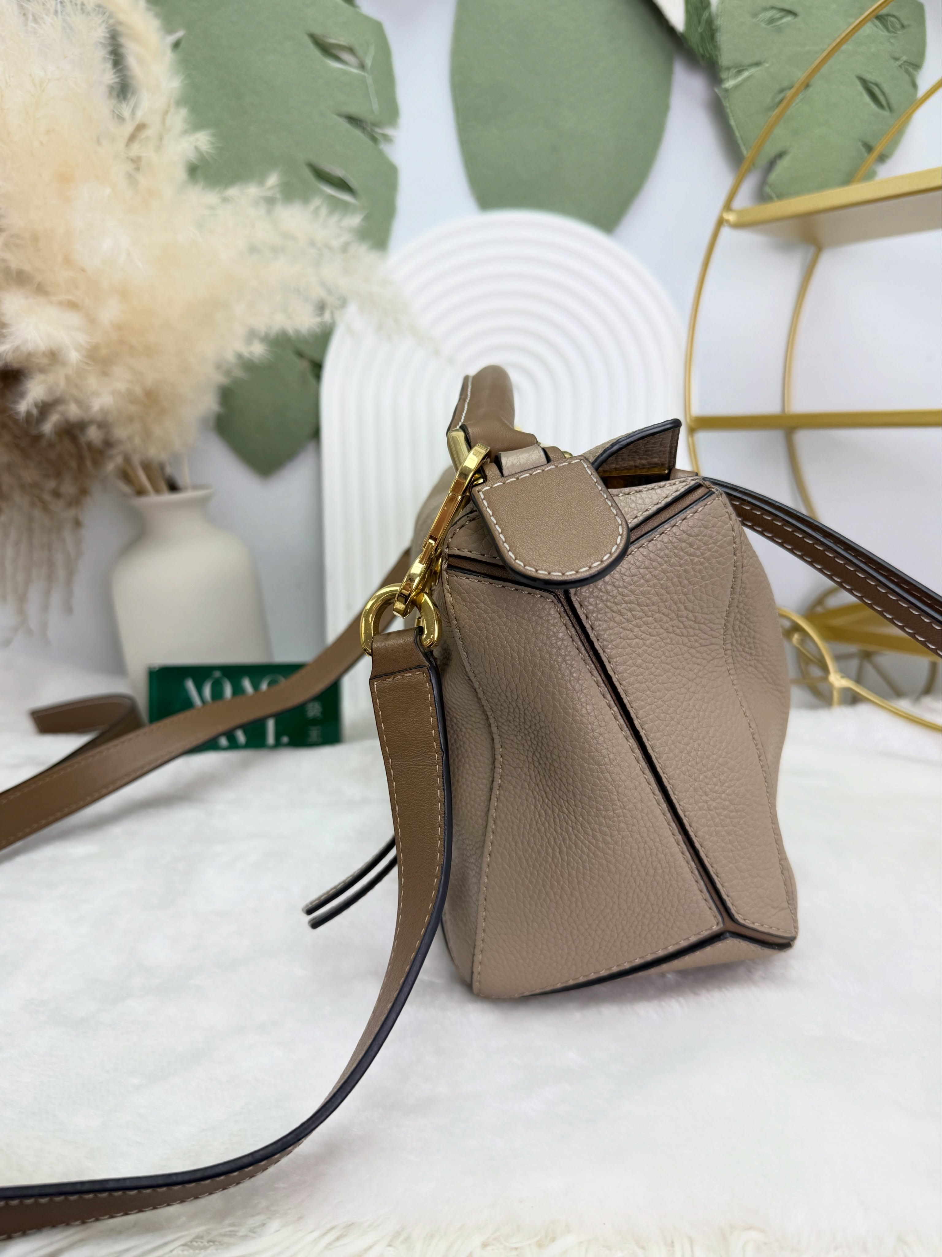 Loewe✨PRE OWNED 💥Small Puzzle沙金色 手提單肩斜肩包🤎