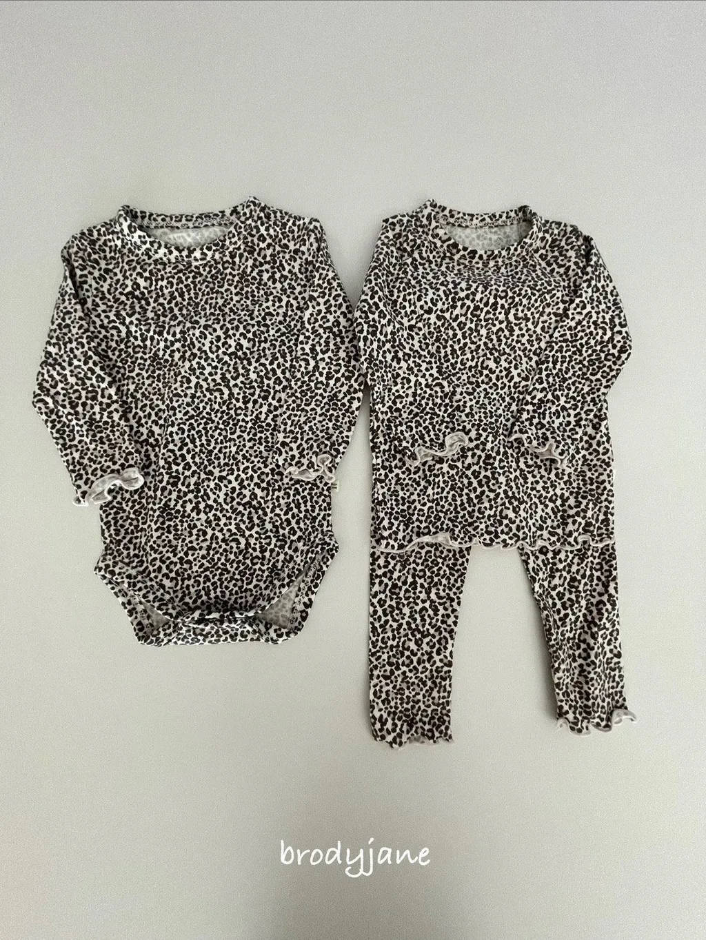 🇰🇷Brodyjane suit 