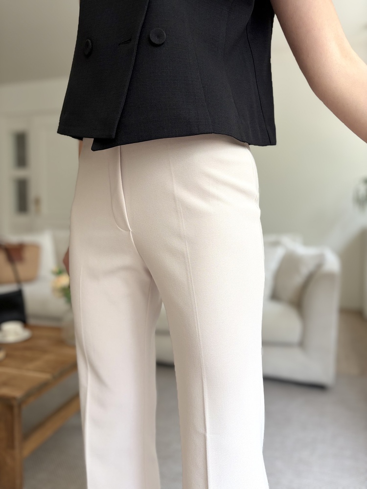 Pull-On Stretch Pants (Light Beige)