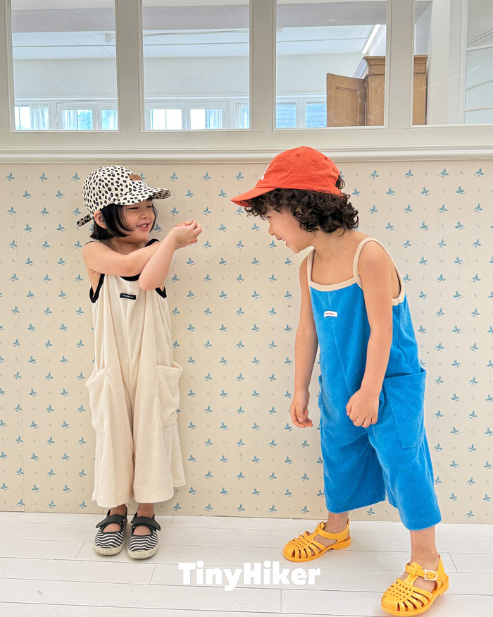 🇰🇷Tiny Hiker連身褲