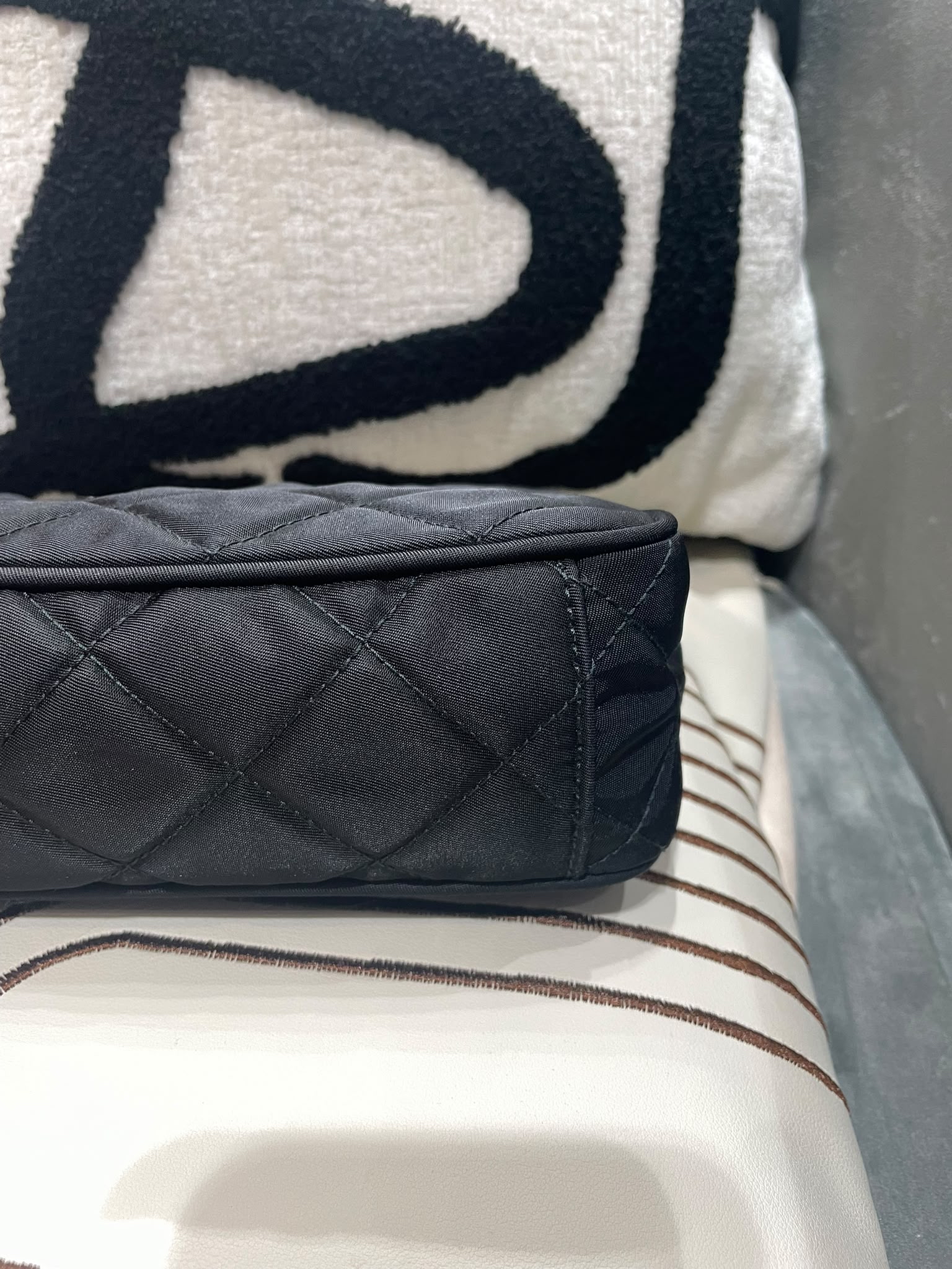PRADA IBH026 Bandoliera Tessuto Impuntu re-nylon bag 100%Authentic, 98%New ✅Dust bag