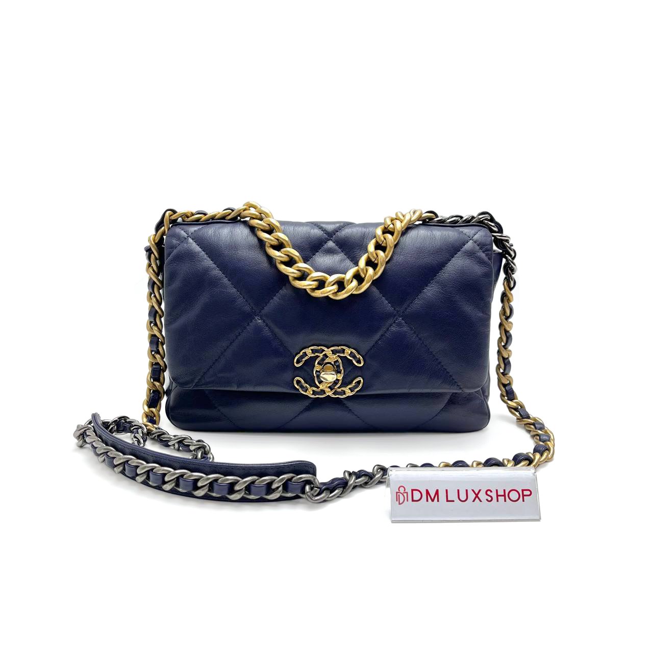 Chanel 19 Goatskin Navy Small GHW (Serial 30, Y: 2020)