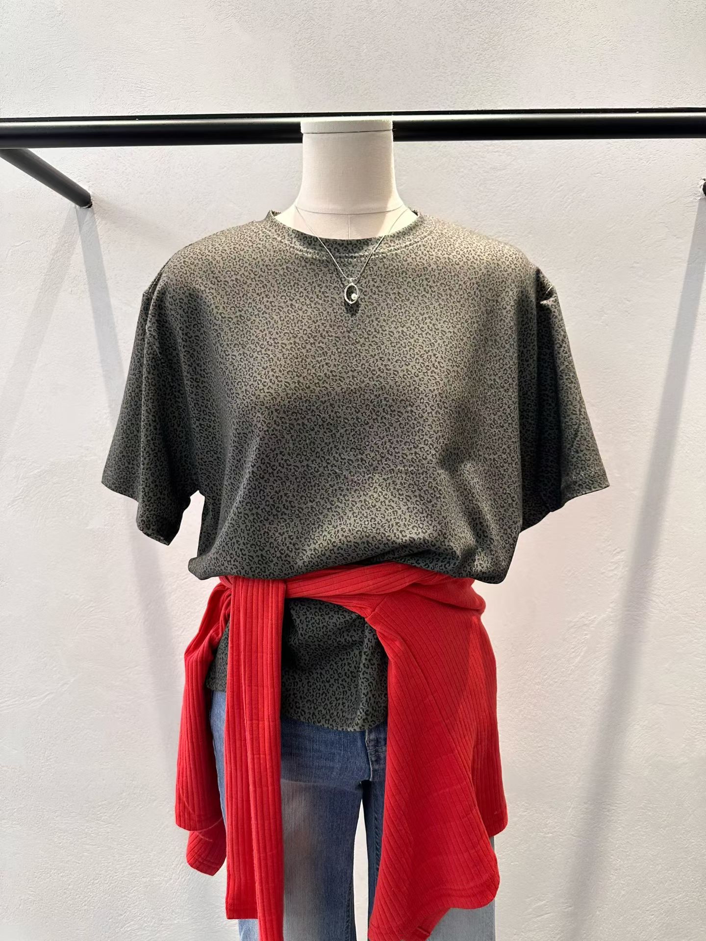 豹紋挺棉Tee