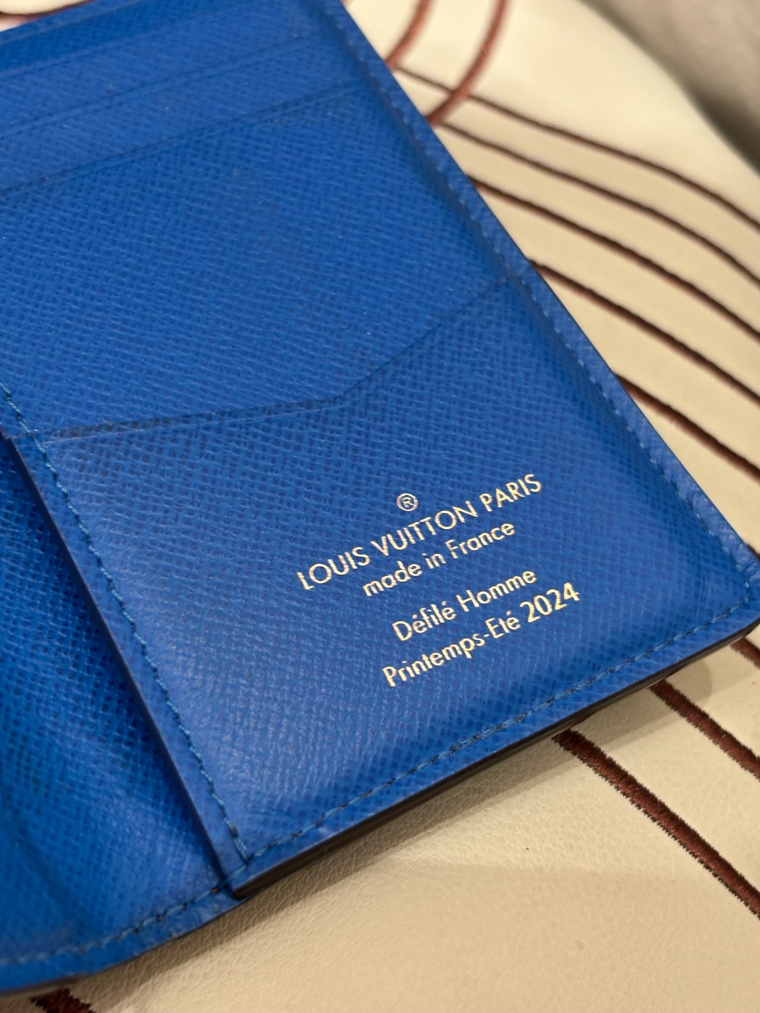 Lv pocket organizer 100%Authentic, 90%new