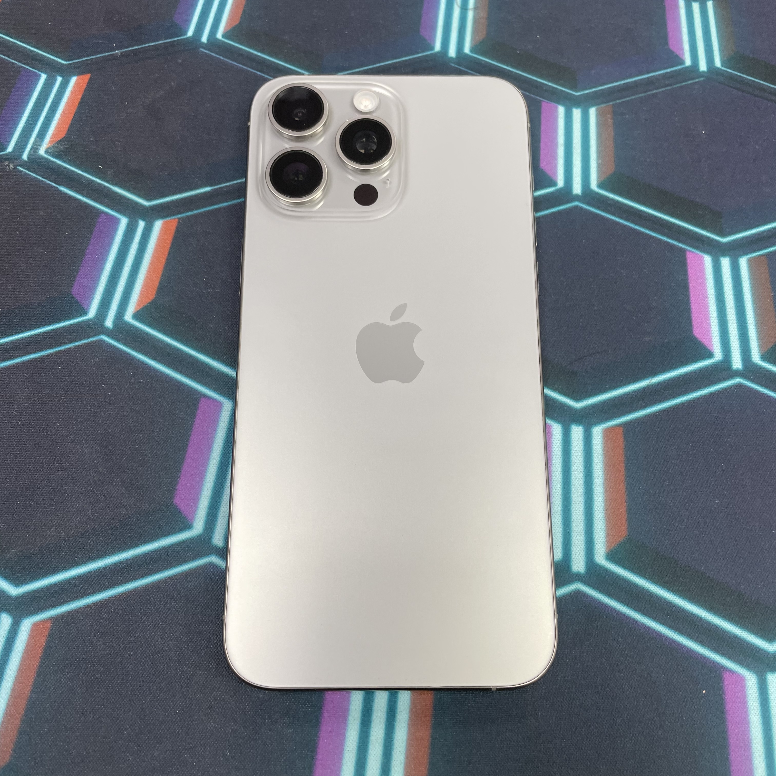 *8150 15 Pro max 完美機 256GB 電94 原色 gray