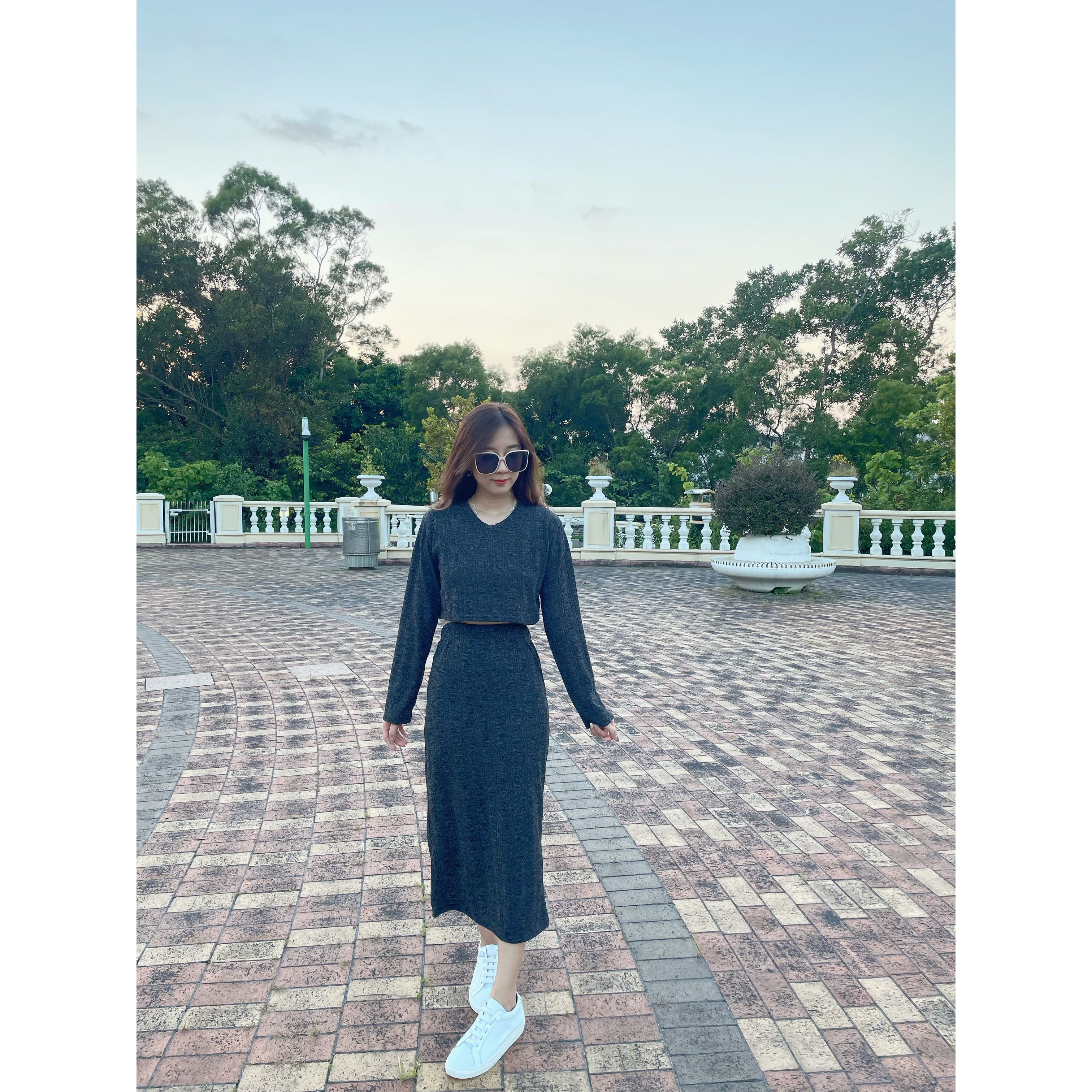 特價薄針織包裙套裝