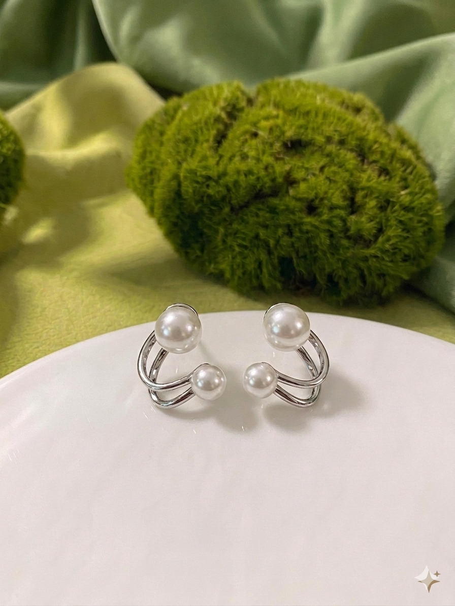 Double Pearl Earring