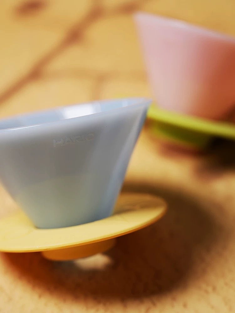 Hario V60 concave tritan dripper