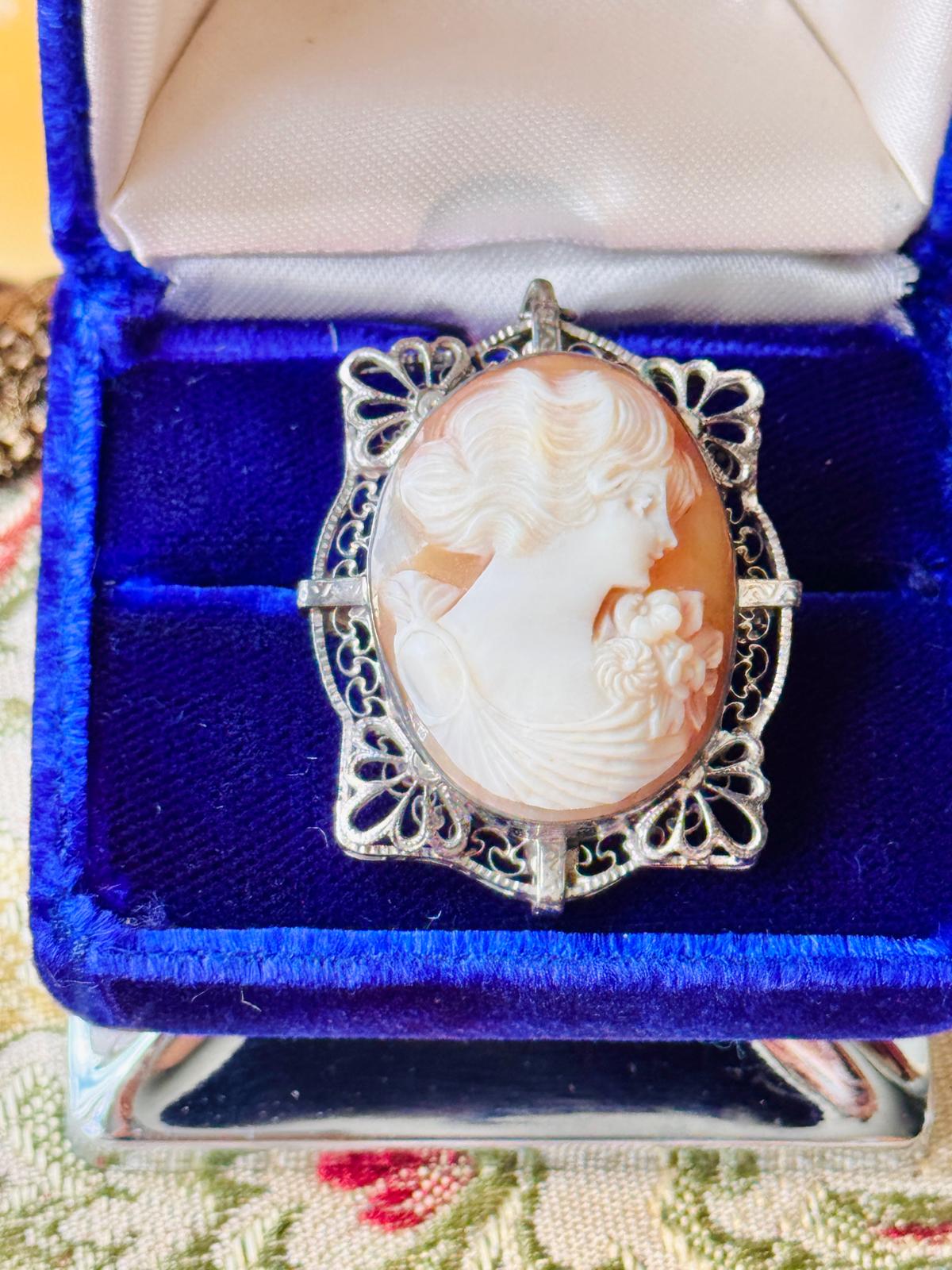 1920s–30s Antique Art Deco Sterling Silver Shell Cameo Brooch and Pendant (MT2634)